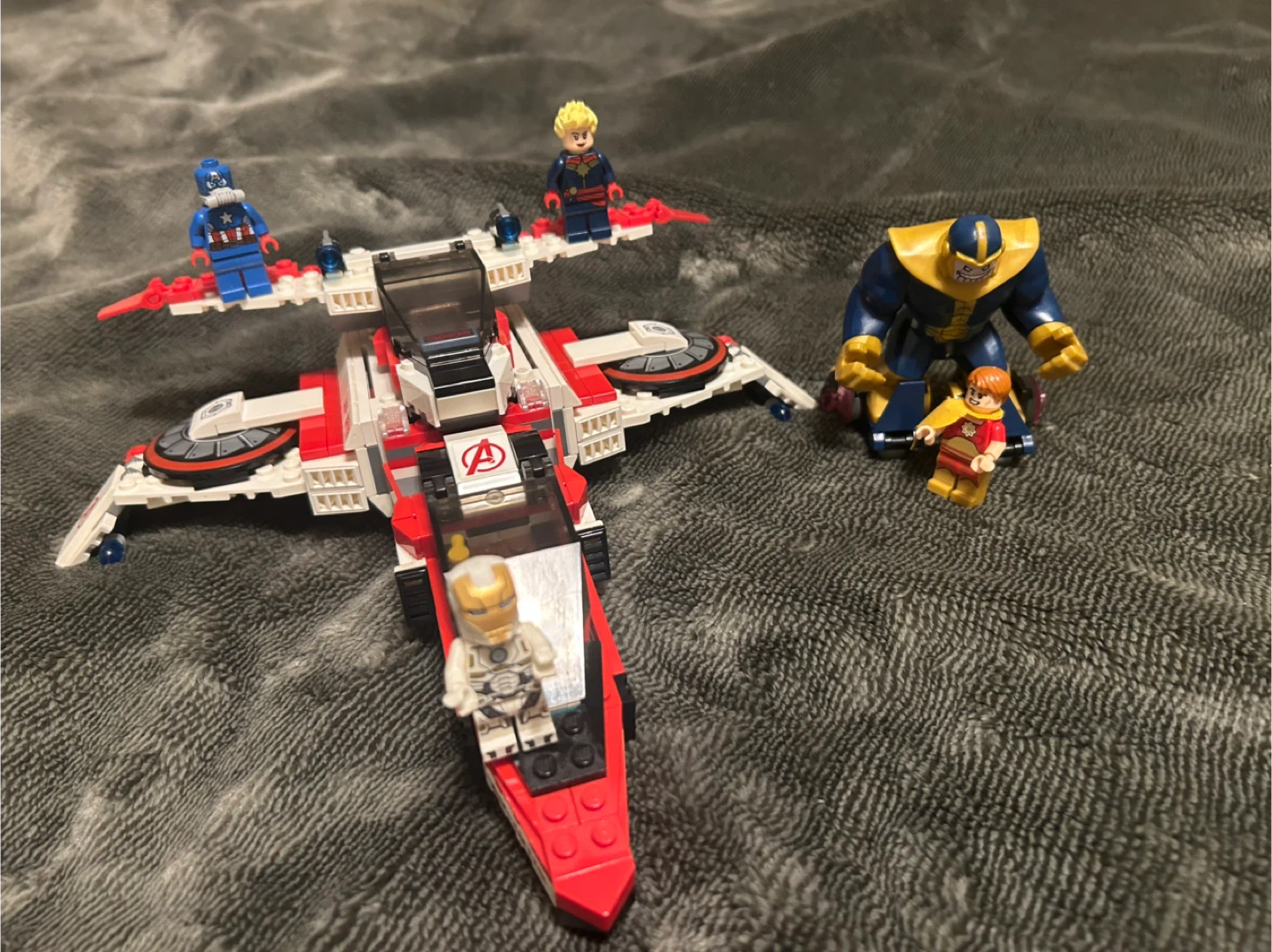 LEGO Marvel Avengers Quinjet 🥕