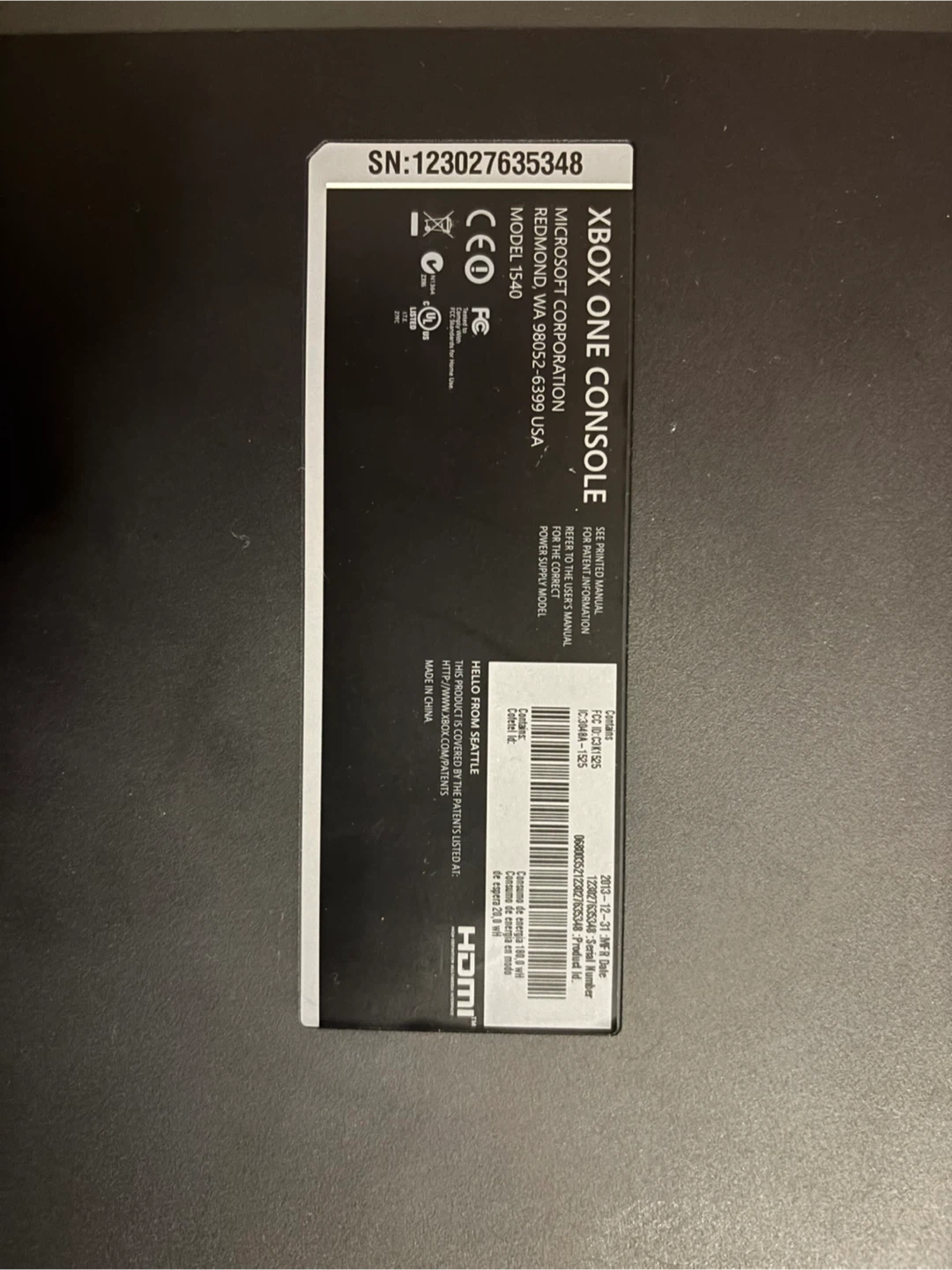 Xbox One Console with Kinect and Controllers - photo 4
