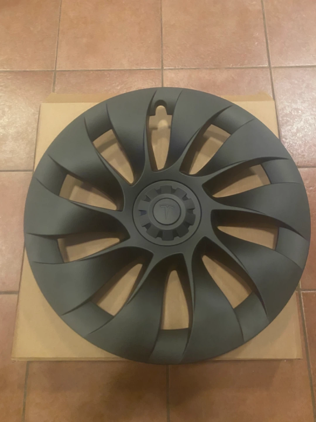 Tesla Model Y Hubcaps - Set of 4