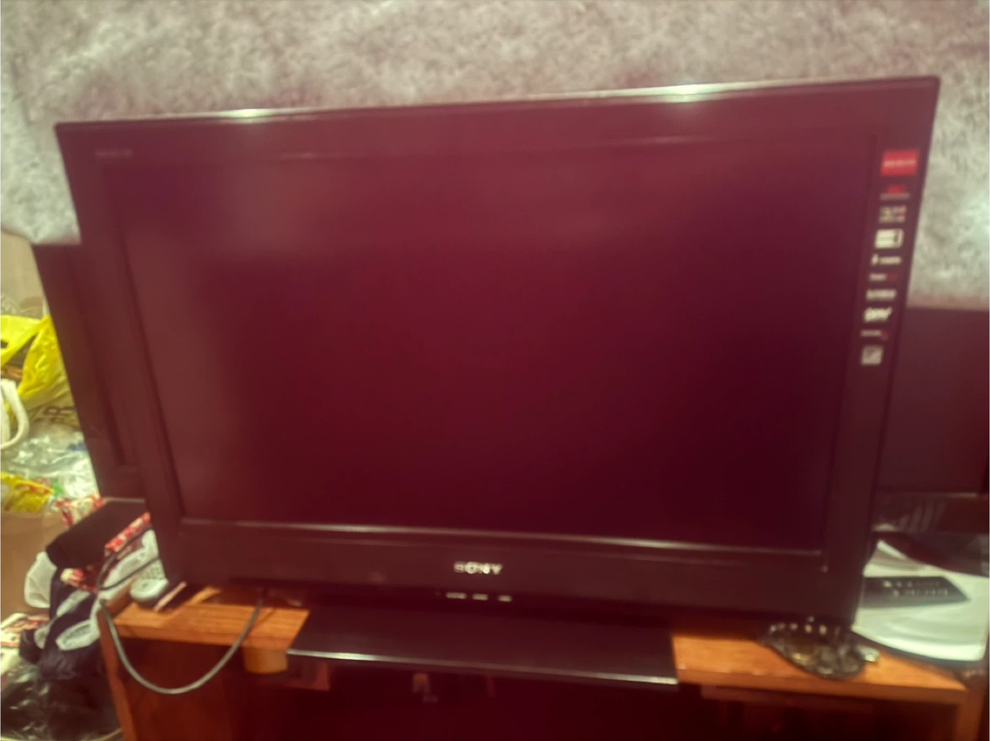 Sony KDL-32S3000 LCD Digital Color TV