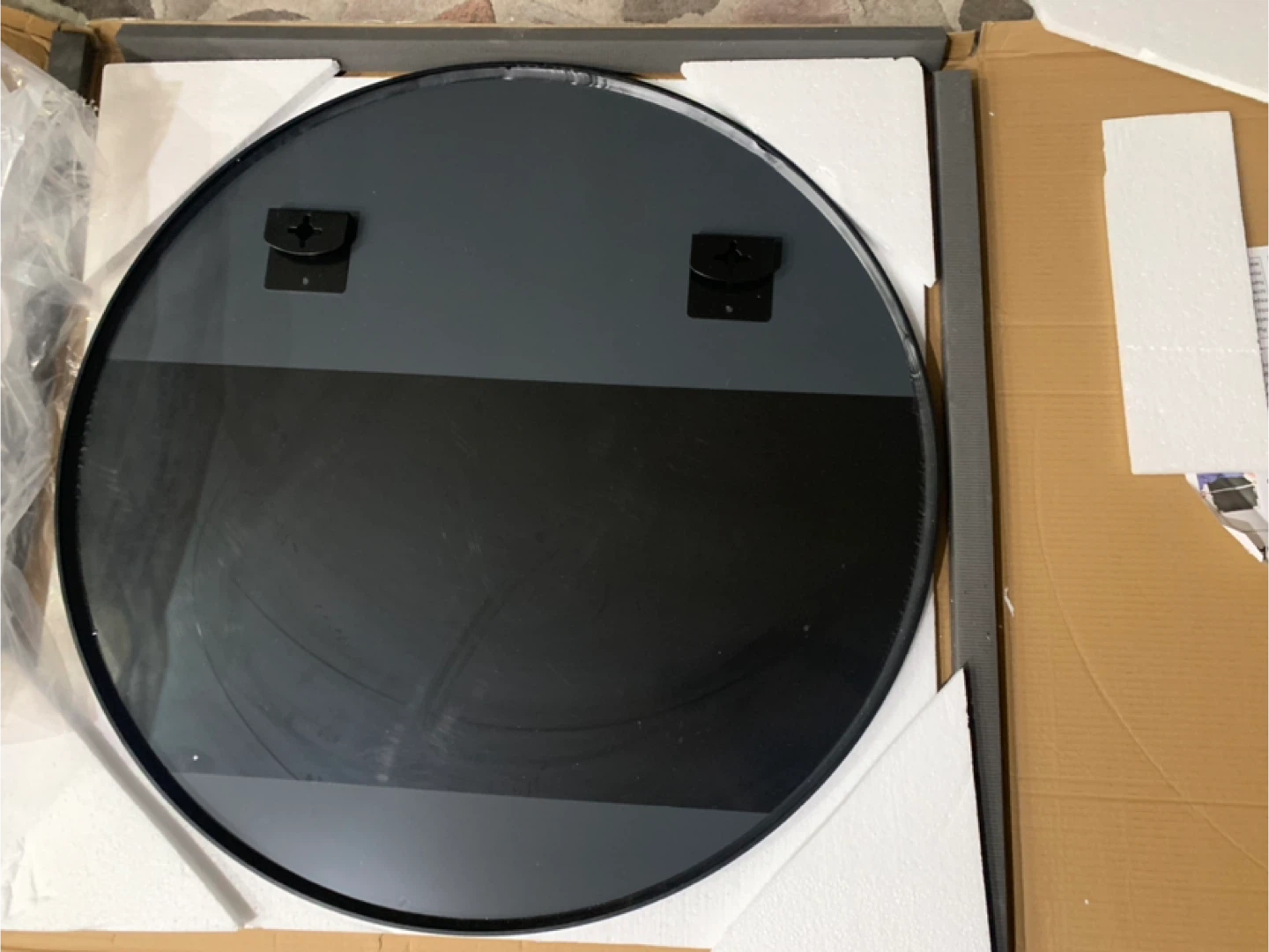Round Wall Mounted Mirror - Black Aluminum Alloy Frame - photo 3