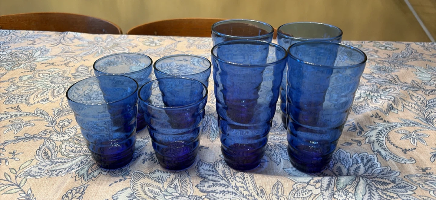 Vintage Set of 8 cobalt blue beehive Tumblers