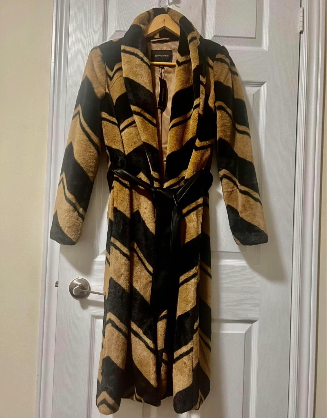 Banana Republic Faux Fur Chevron Coat - Tan/Black - photo 3