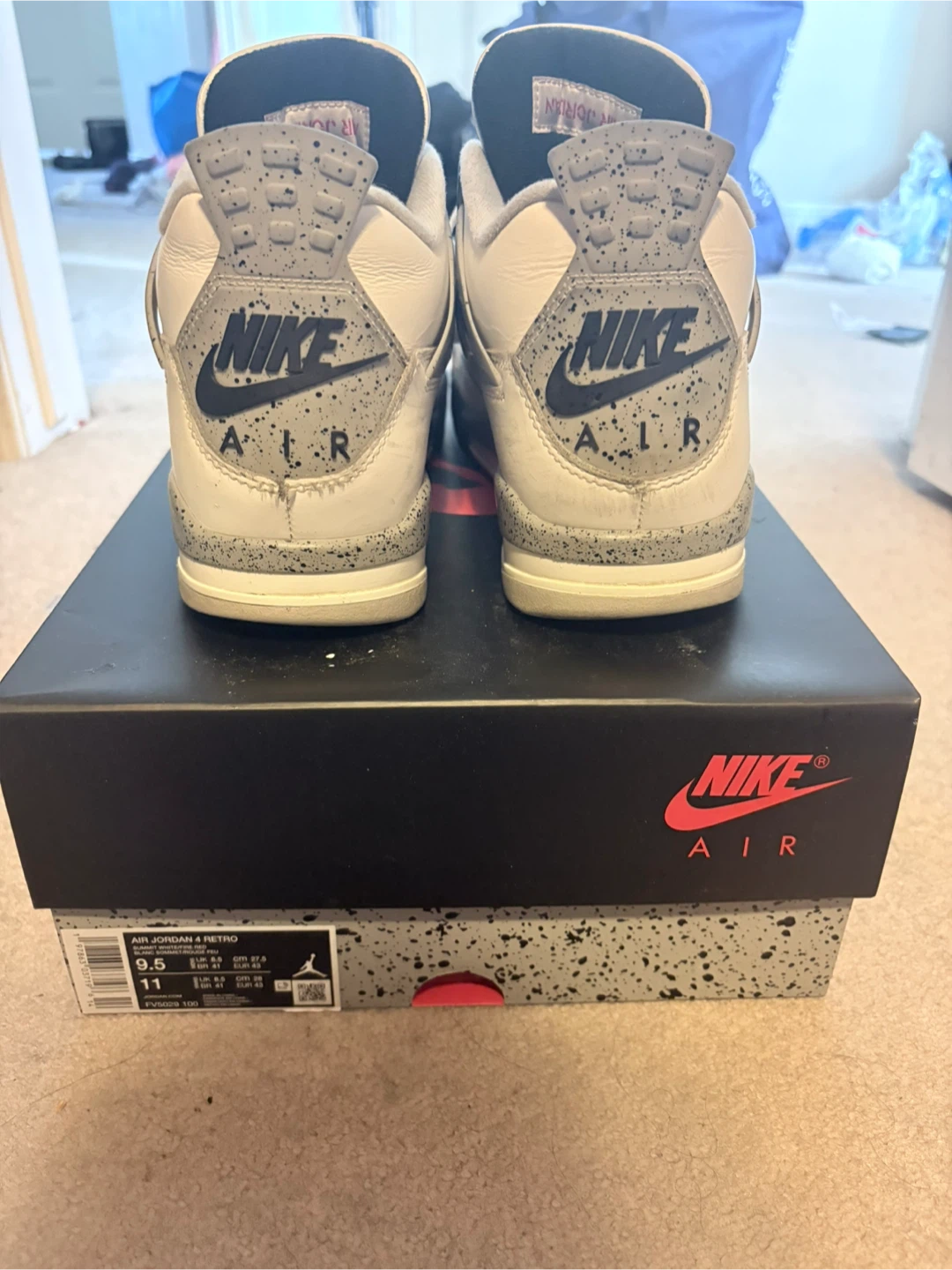 Nike Air Jordan 4 Retro Sneakers