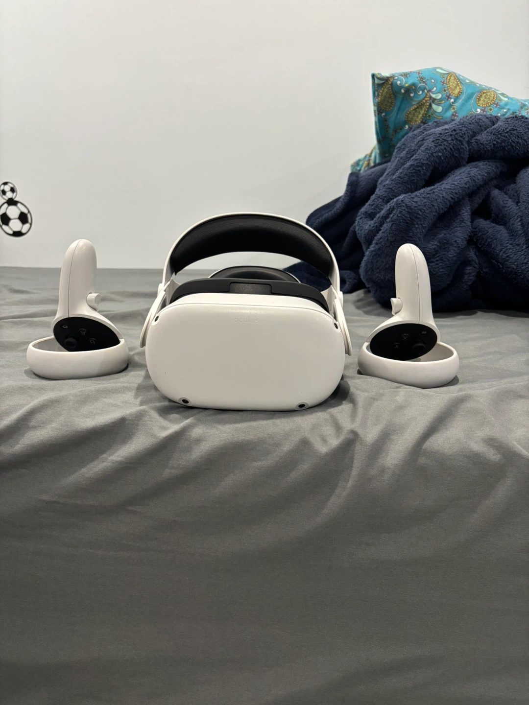 Meta Quest 2 VR Headset with Controllers