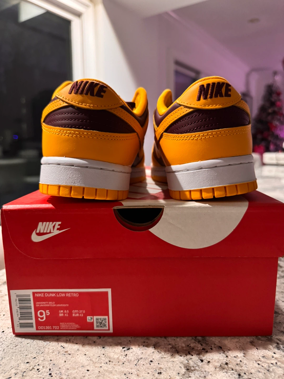 Nike Dunk Low Retro University Gold - photo 3