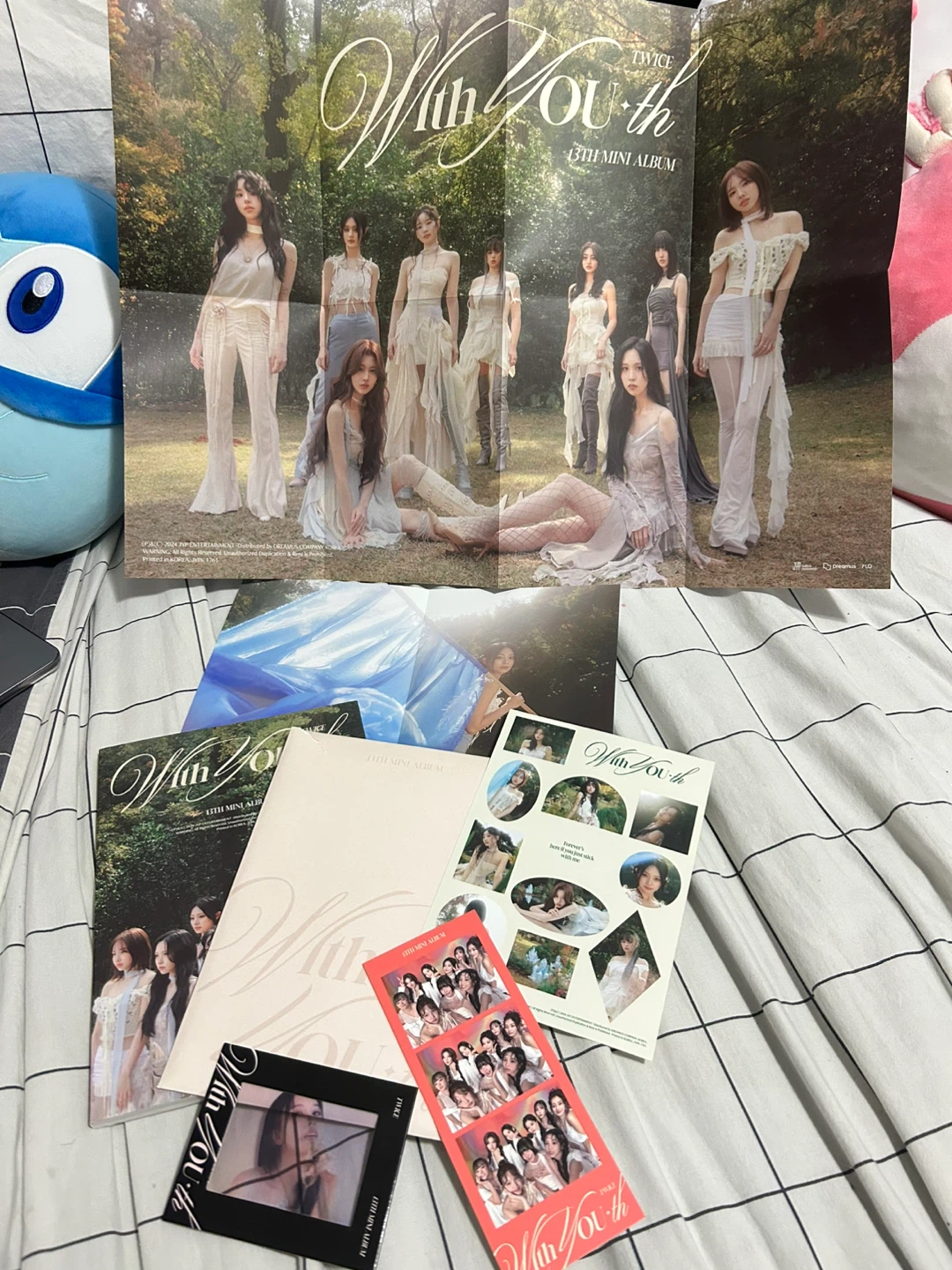 TWICE K-Pop Album (NEED THEM GONE!!) - photo 5