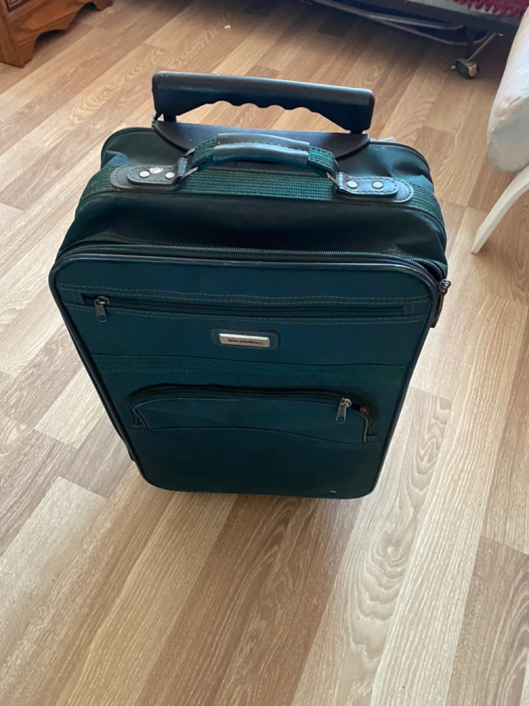 Stradellina Green Rolling Suitcase - photo 2