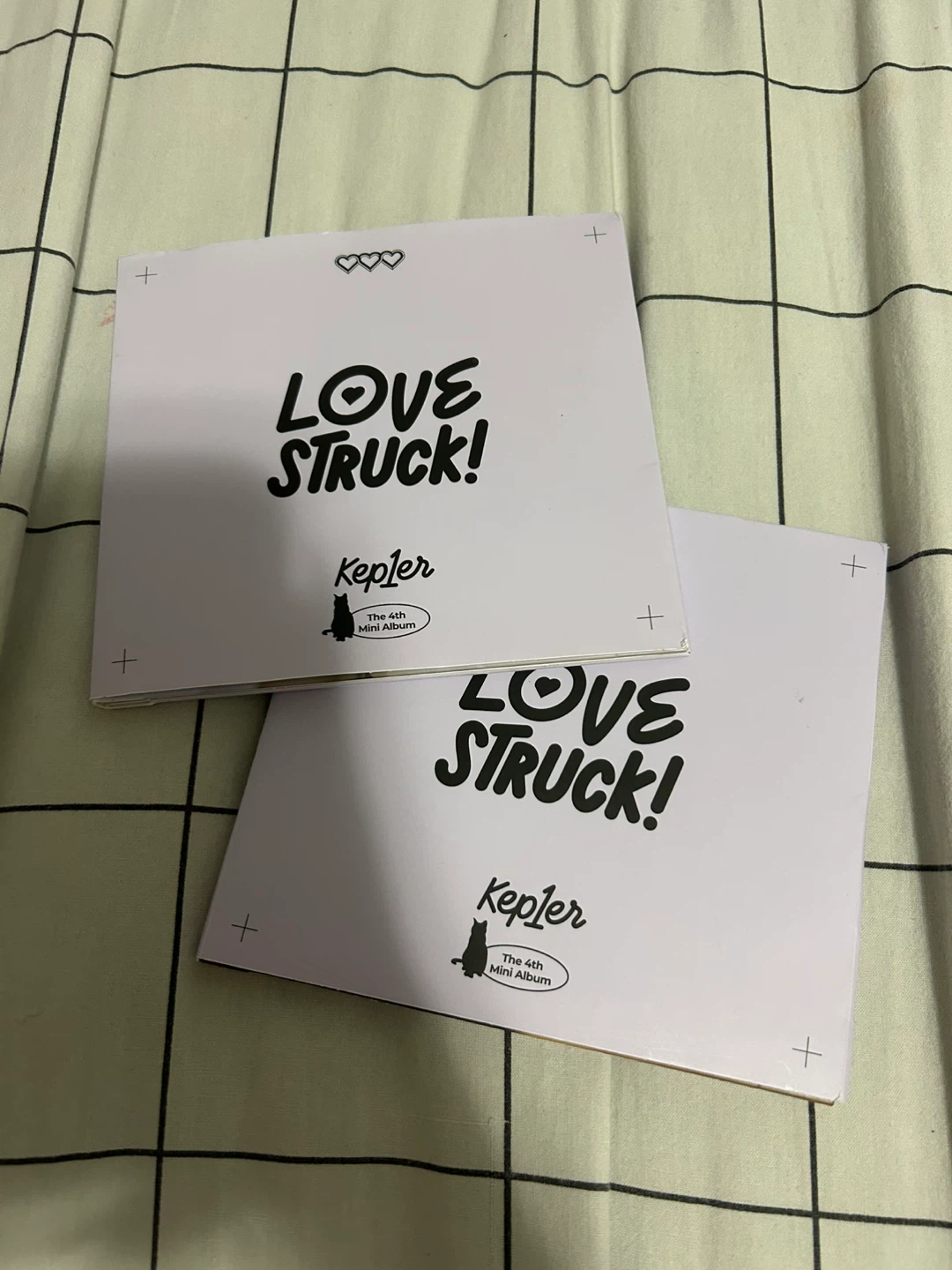 Kepler Love Struck! The 4th Mini Album (2 copies)