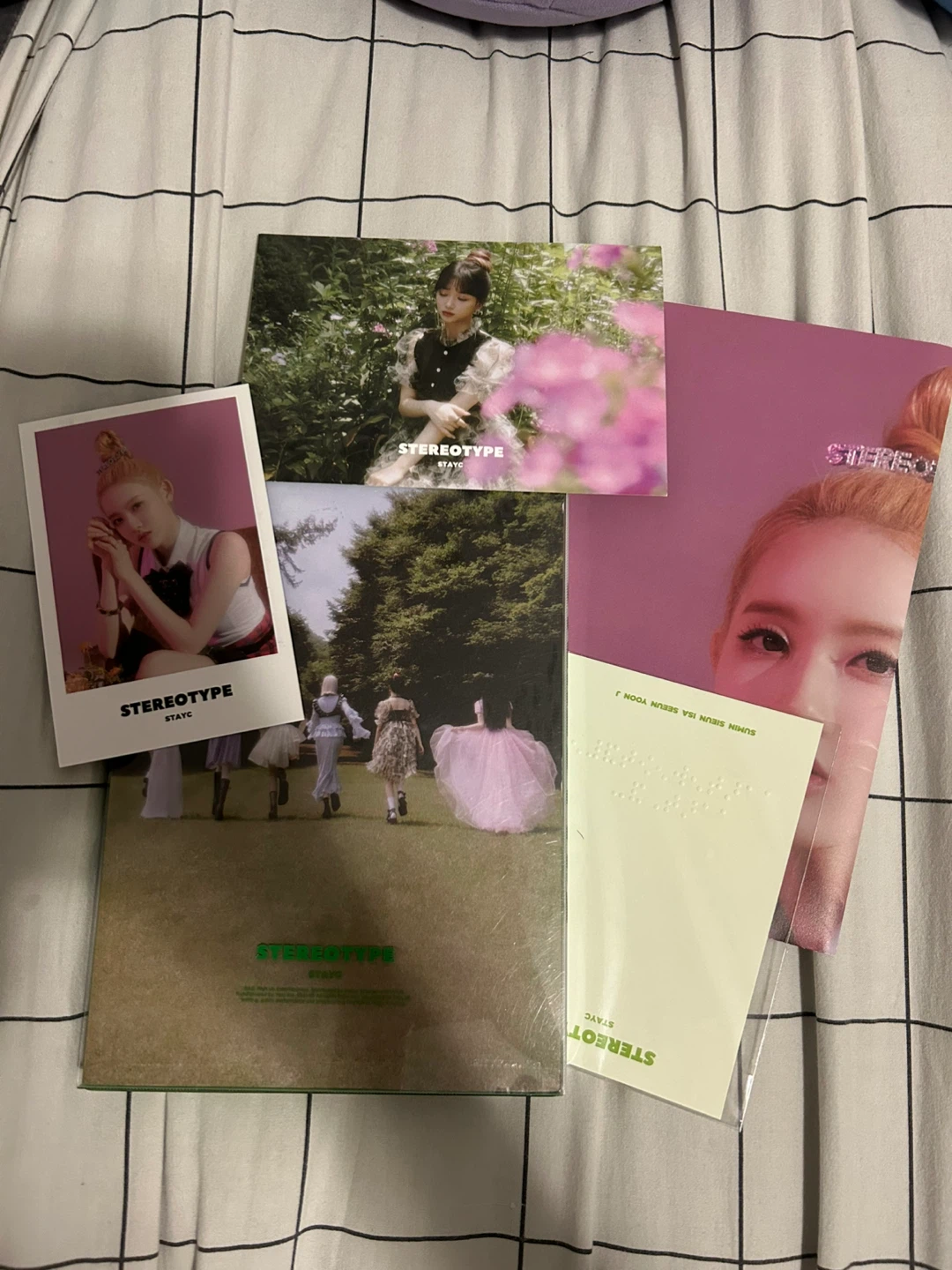 STAYC STEREOTYPE Album - photo 2