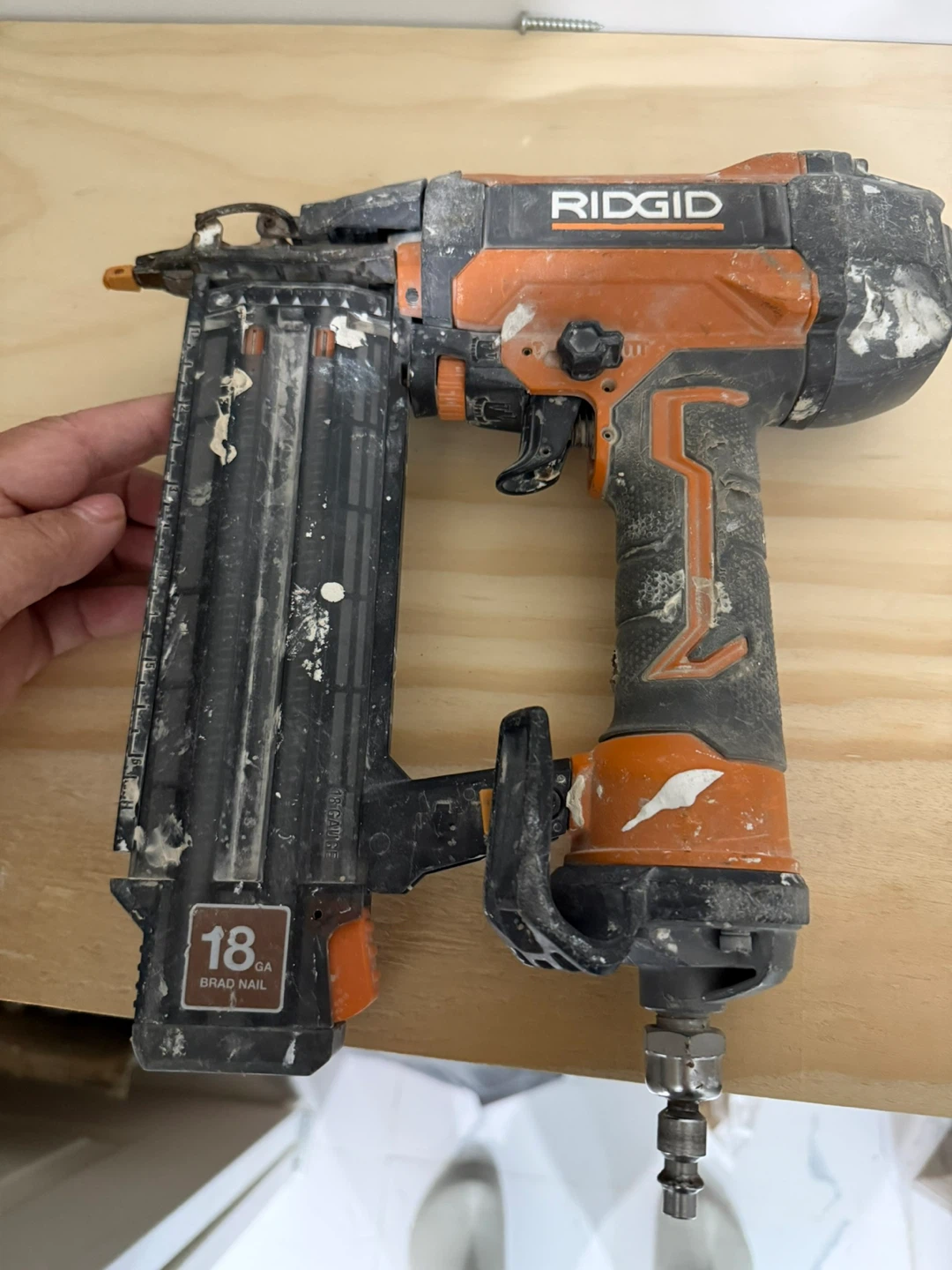 RIDGID 18-Gauge Brad Nailer