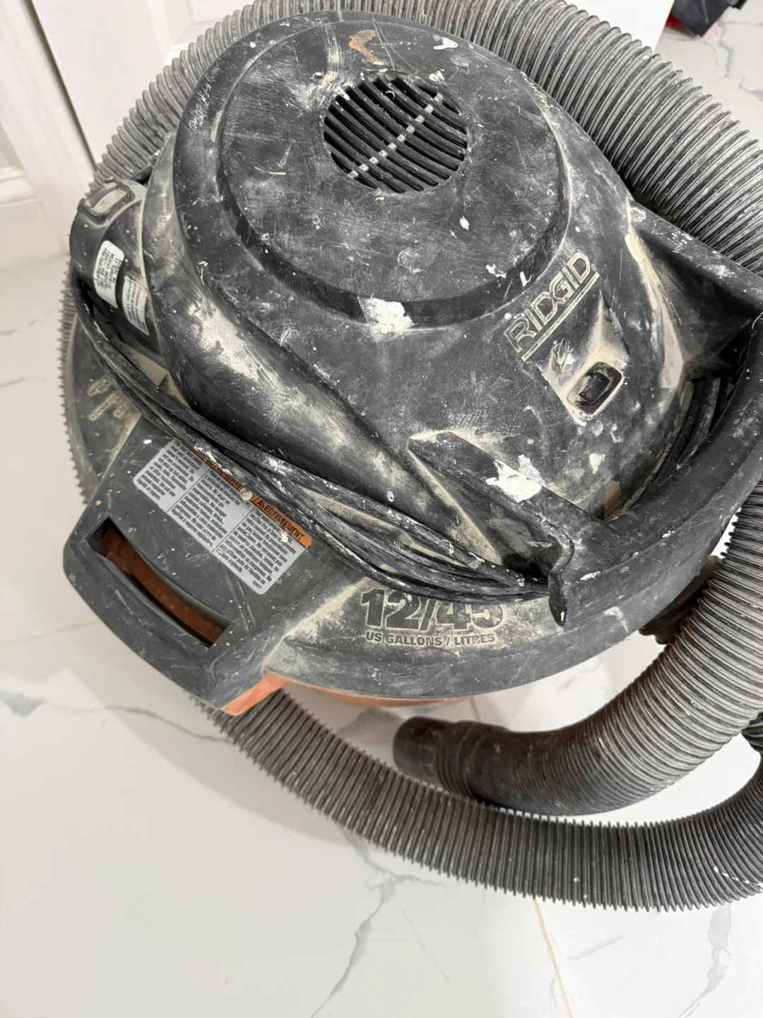 RIDGID 12 Gallon Wet/Dry Vacuum - photo 2
