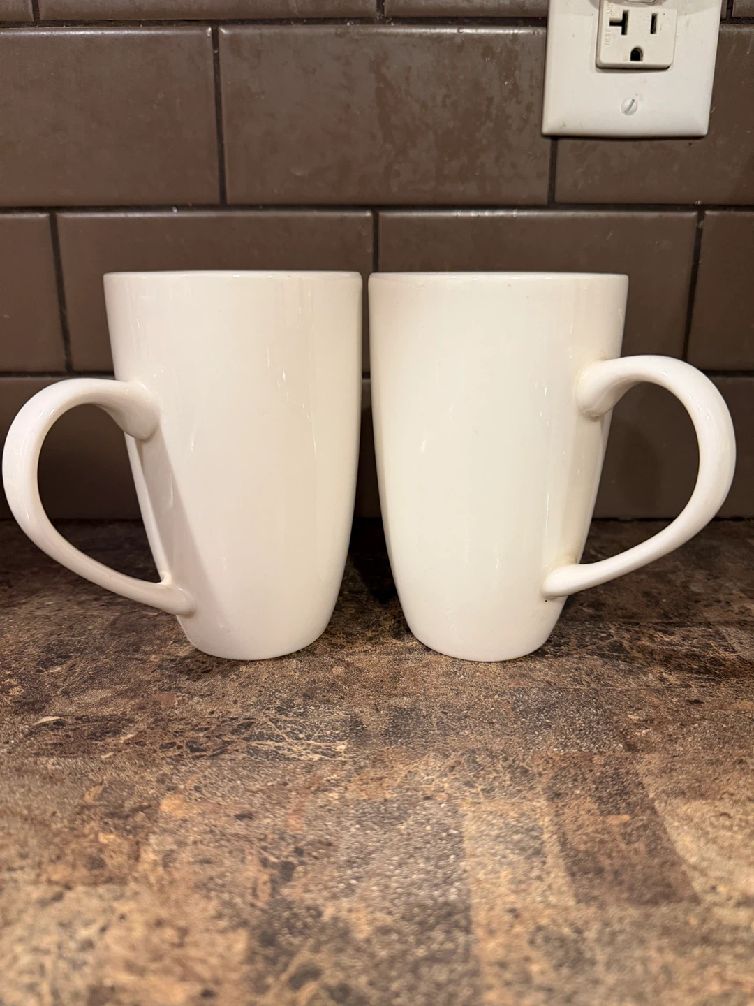 Two White Ceramic Mugs - photo 2
