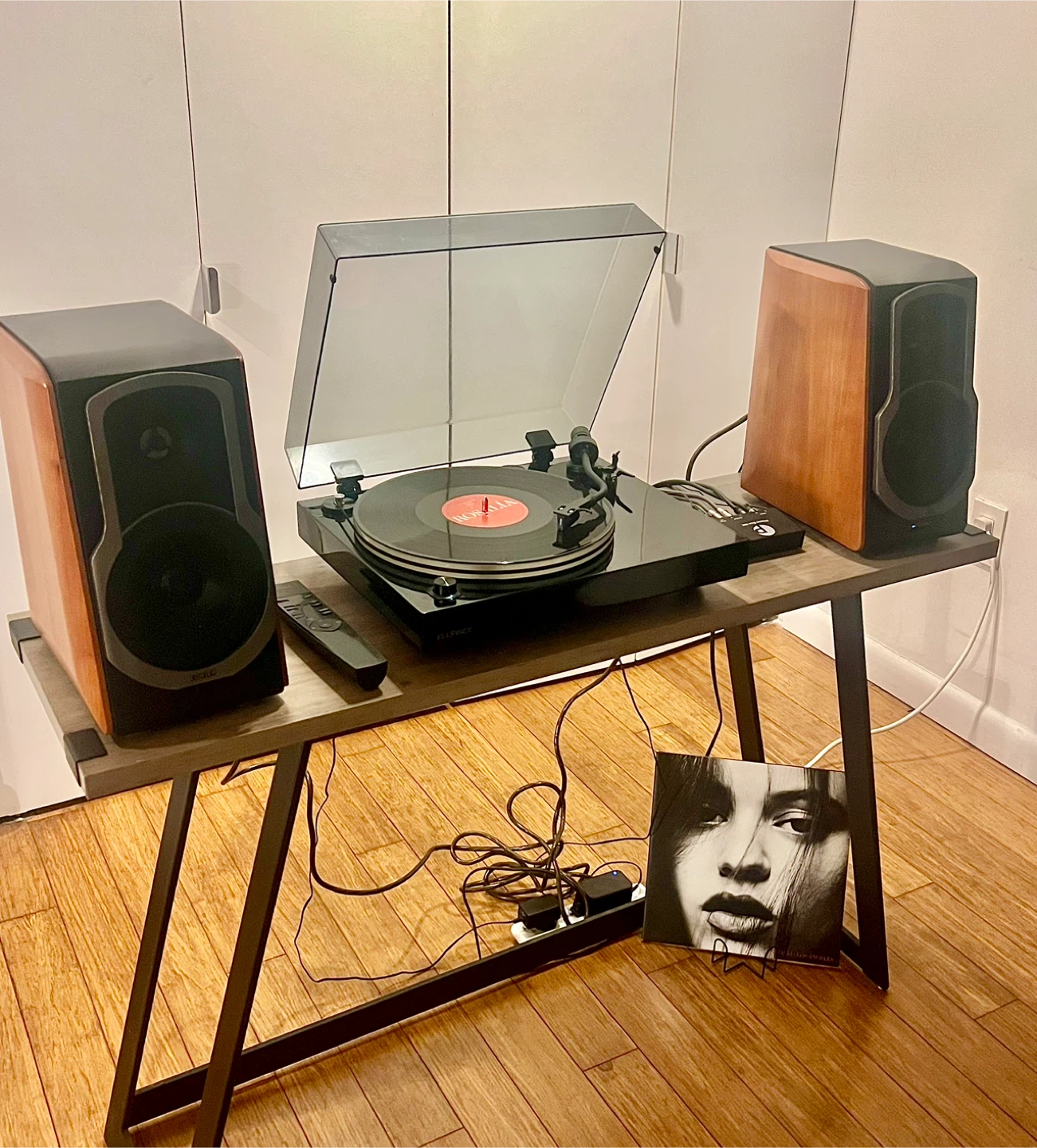 Fluance RT85 turntable, pre-amp and Edifier S2000pro speakers