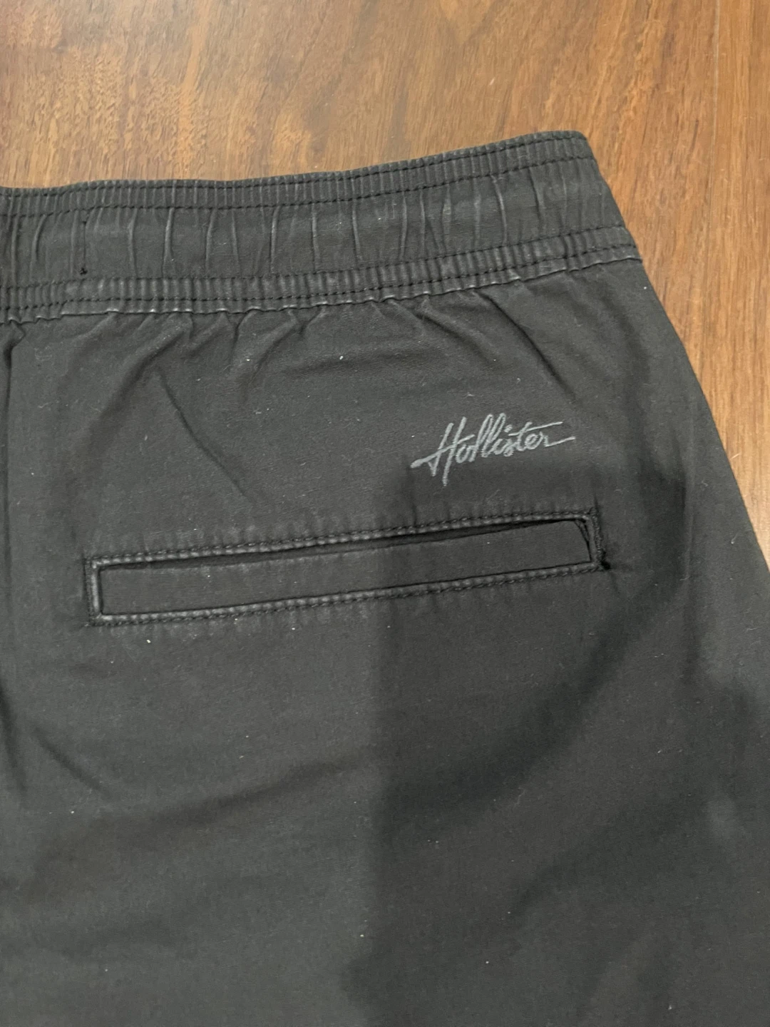Black Hollister Shorts - Size Men’s Small - photo 5