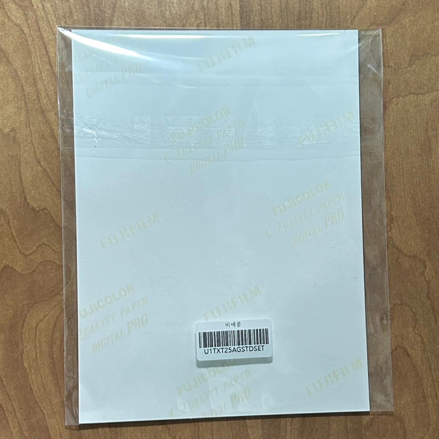 TXT Yeonjun No Labels Printed Photo Weverse POB - photo 2