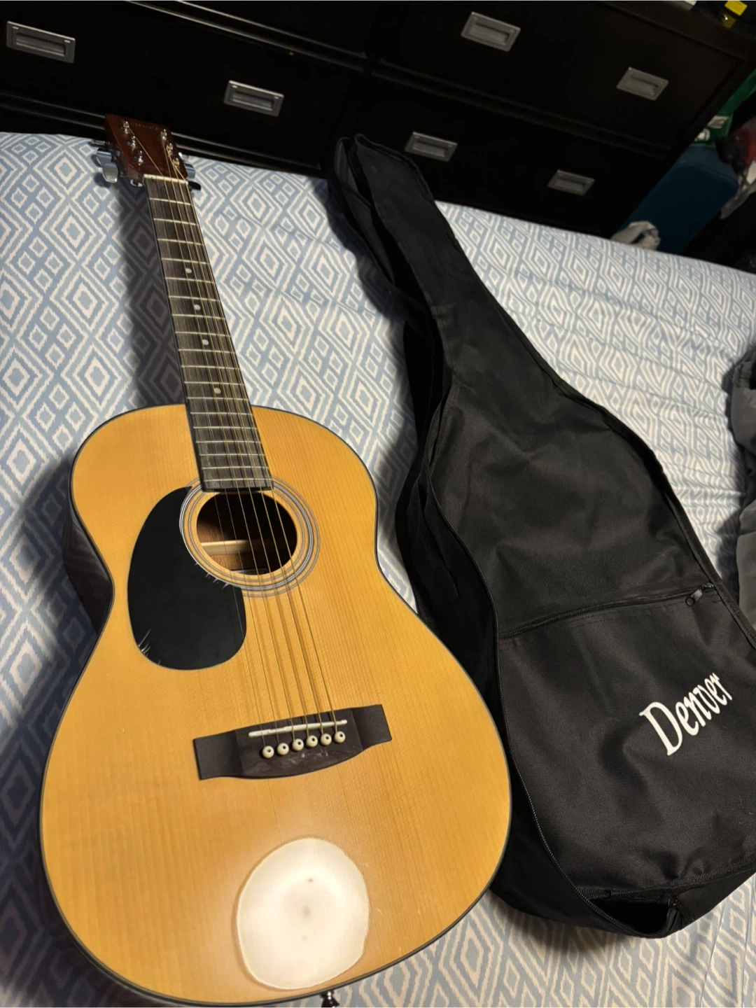 Denver Acoustic Guitar with Gig Bag