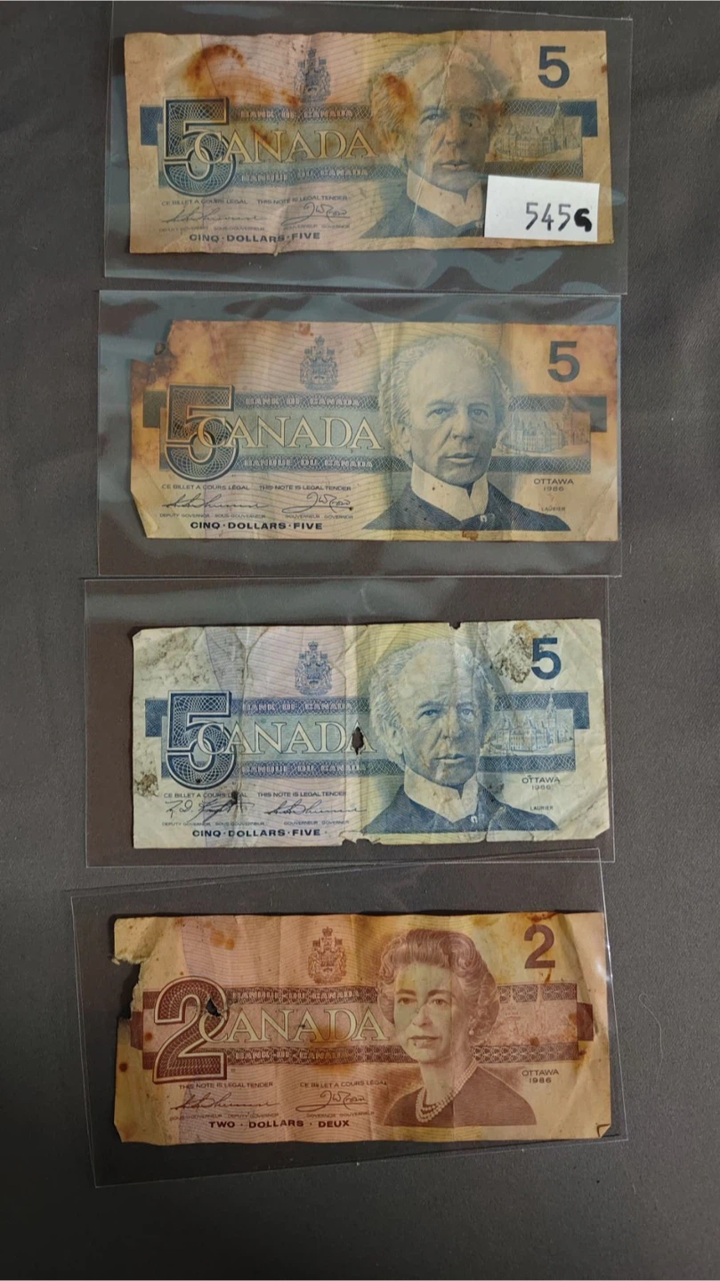 Canada 5 Dollar Bills & 2 Dollar Bill - Vintage Currency