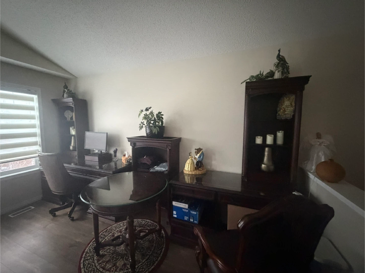 Office Desk - photo 2