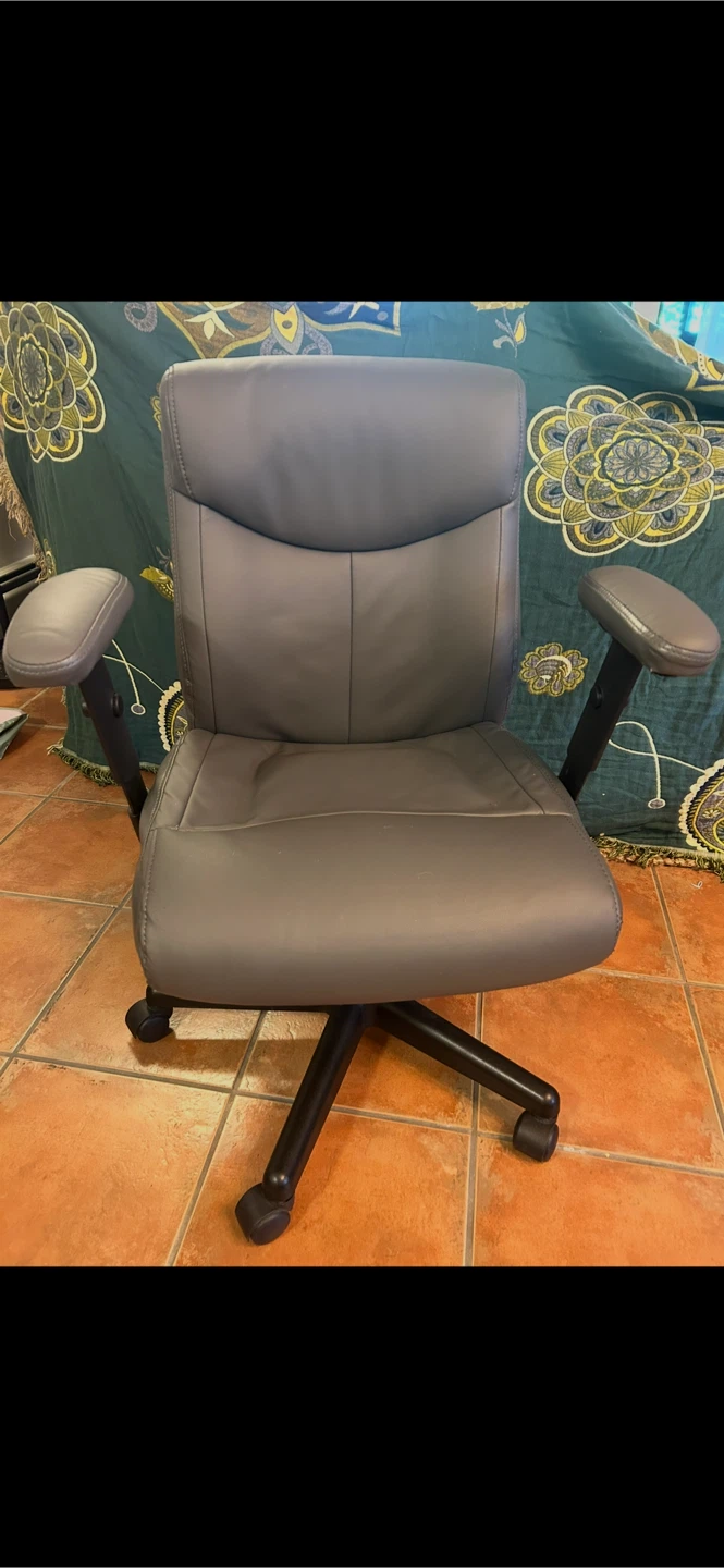 Small Desk with chair - photo 5