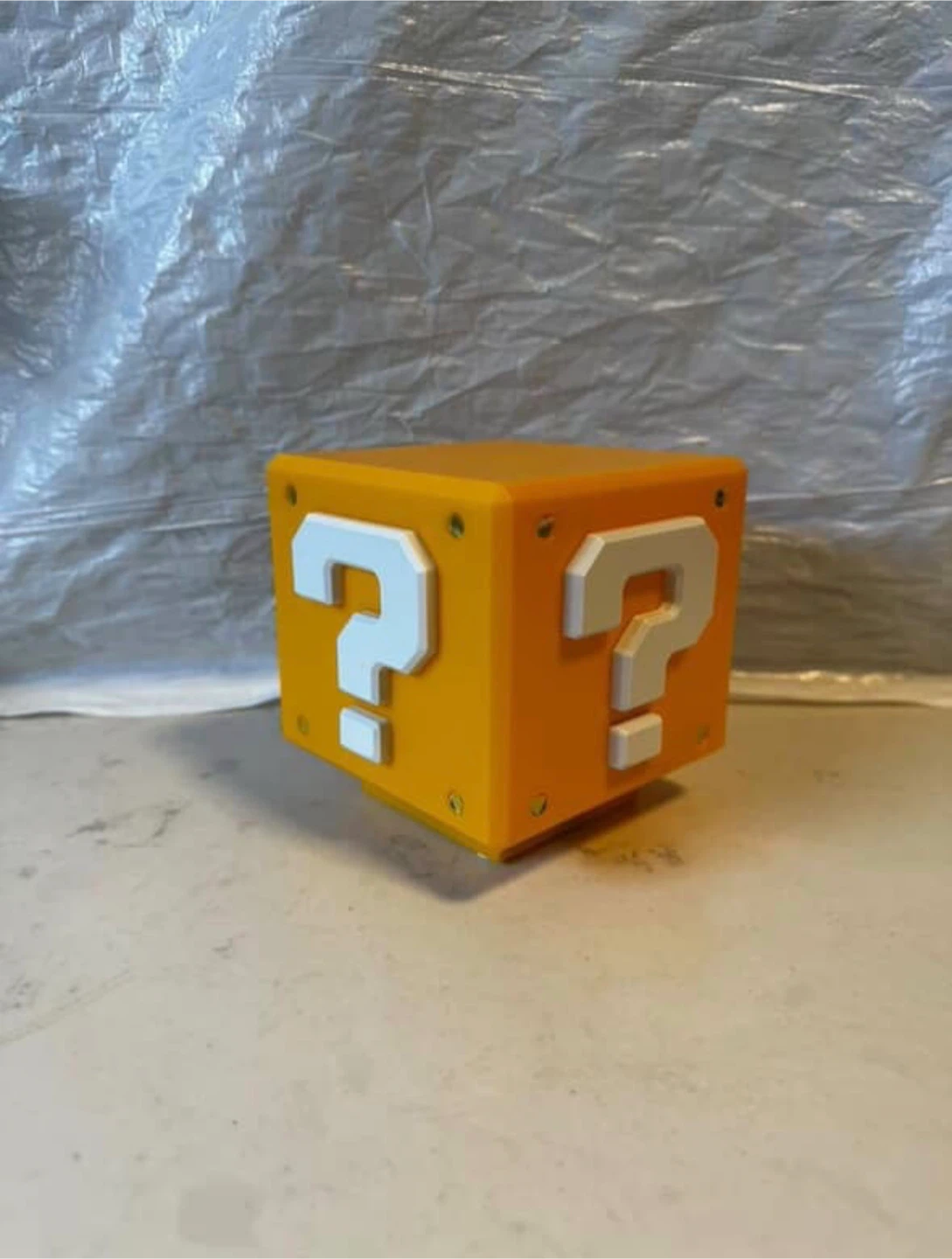 Nintendo Super Mario "?" Block