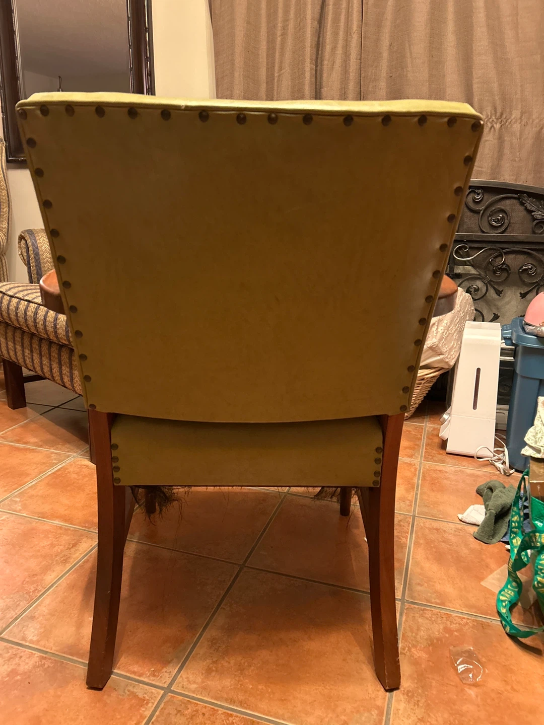 Vintage Leather Chair - photo 2