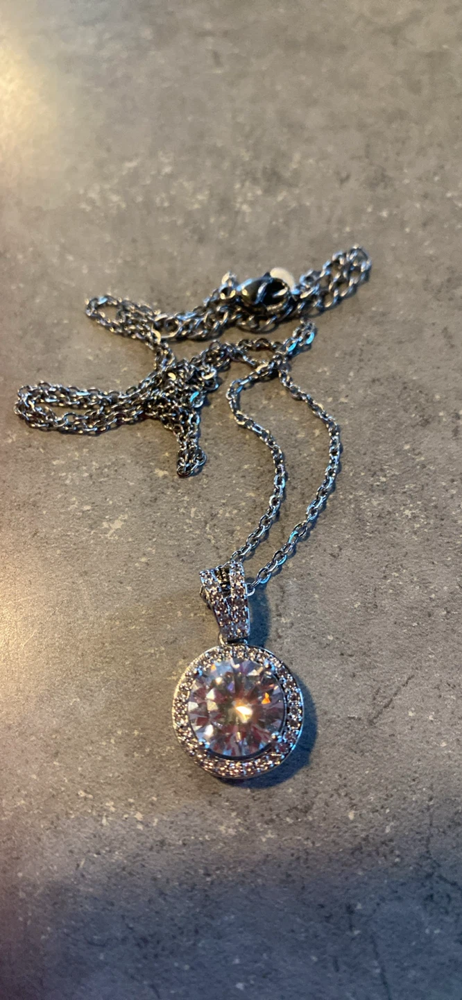 Moissanites Halo Pendant Necklace - photo 2