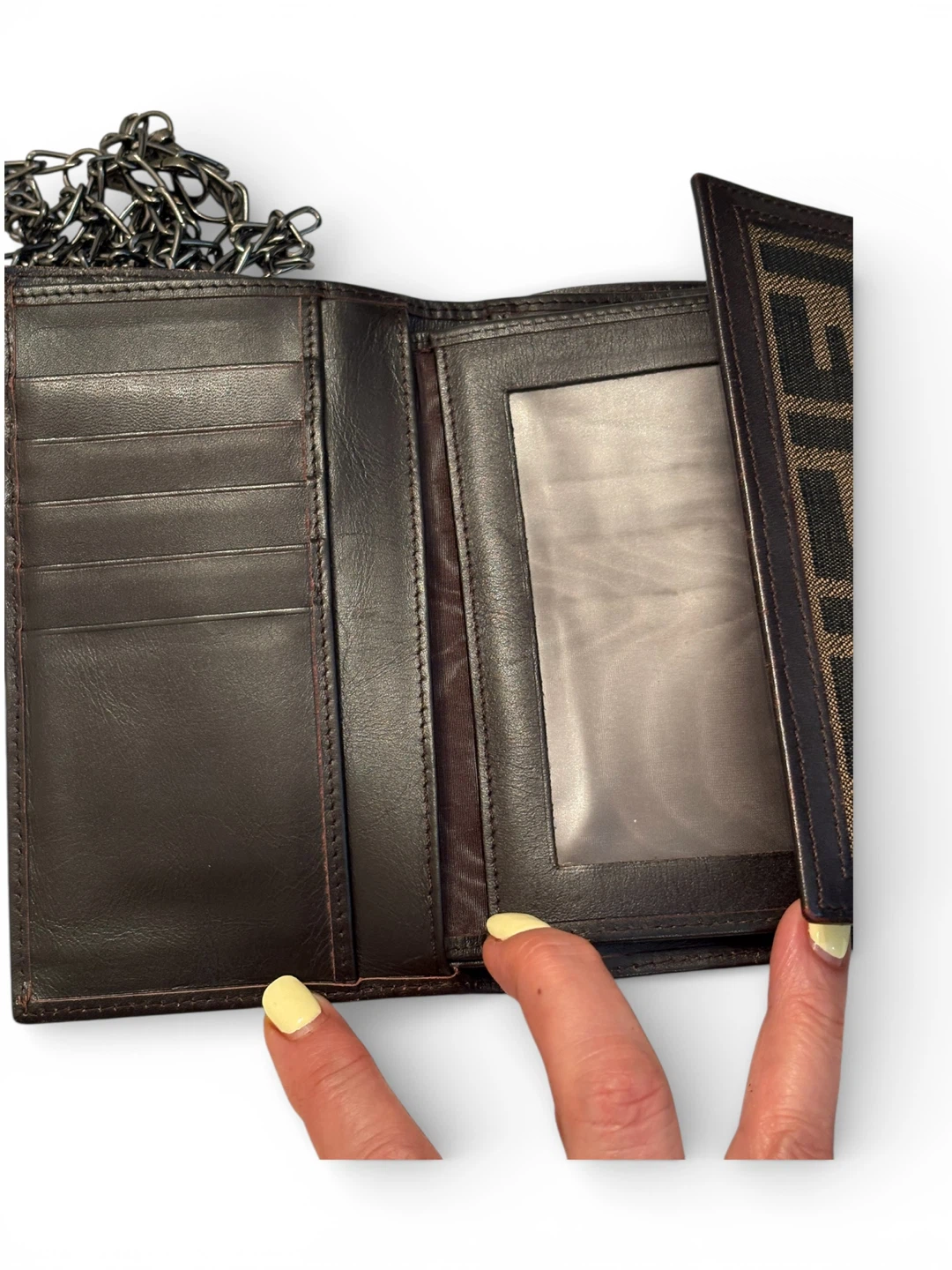 Fendi Wallet on Chain - photo 3