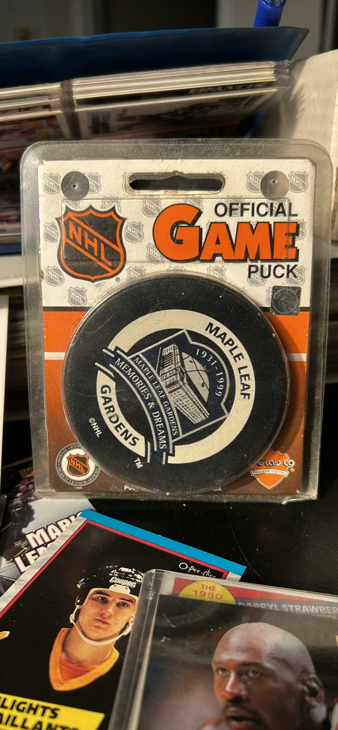 Sports memorabilia - photo 3