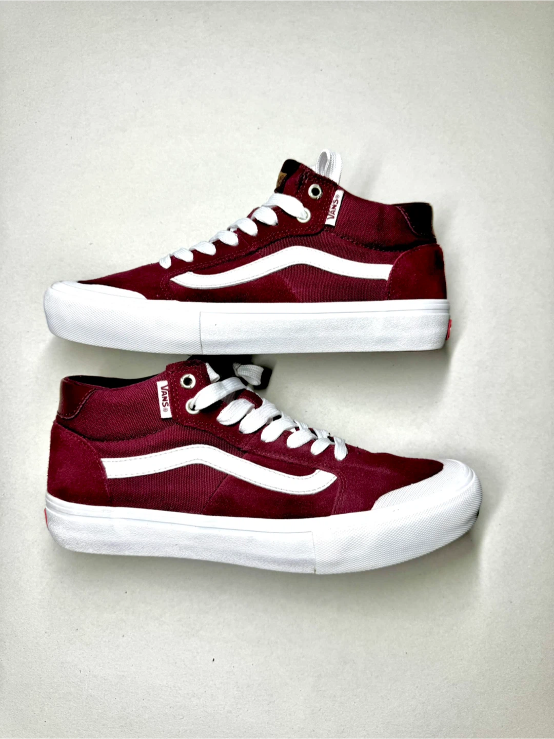 Vans Style 112 Mid Pro in a Burgundy/White colorway.