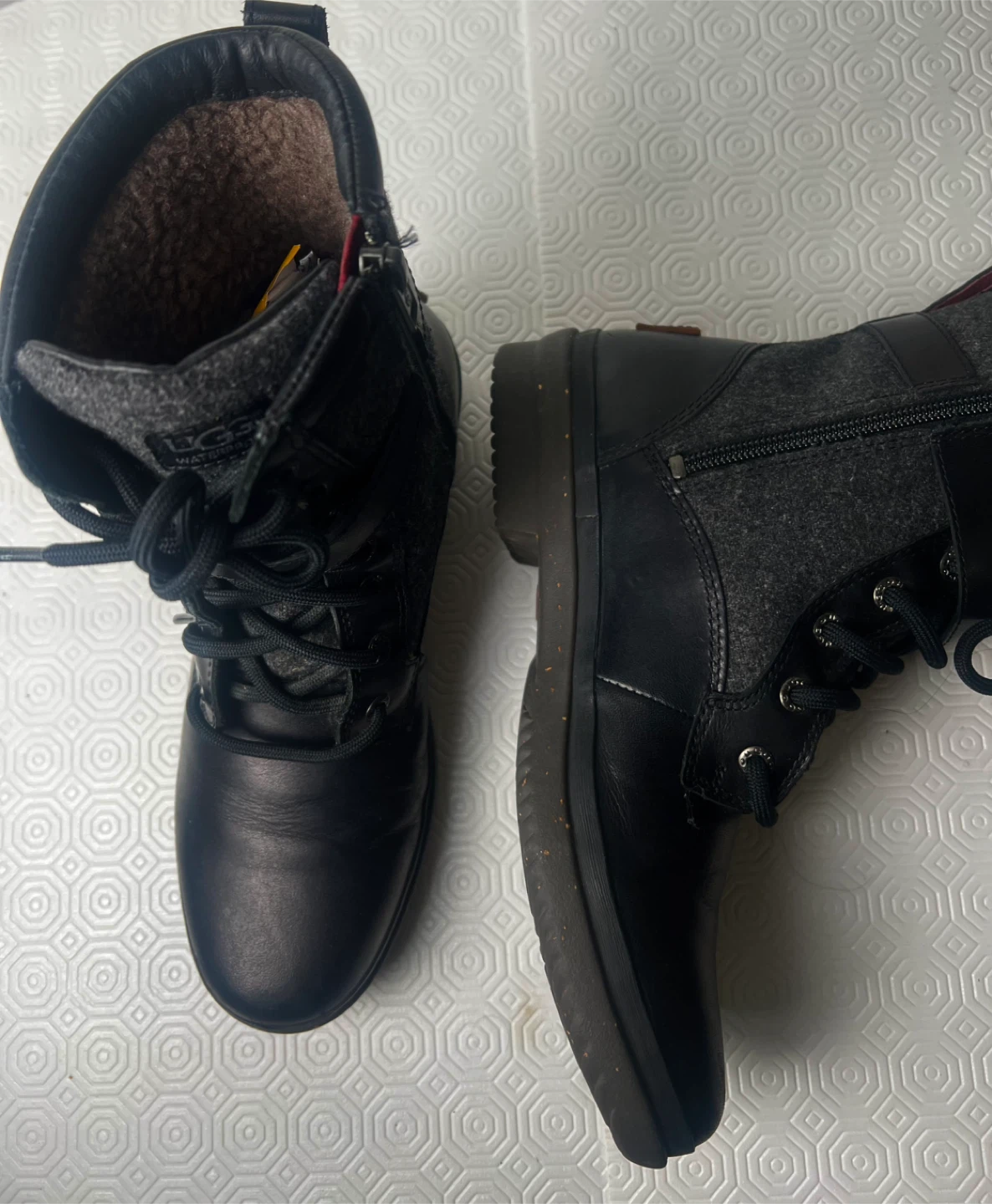 UGG Waterproof Lace-Up Winter Boots - photo 3