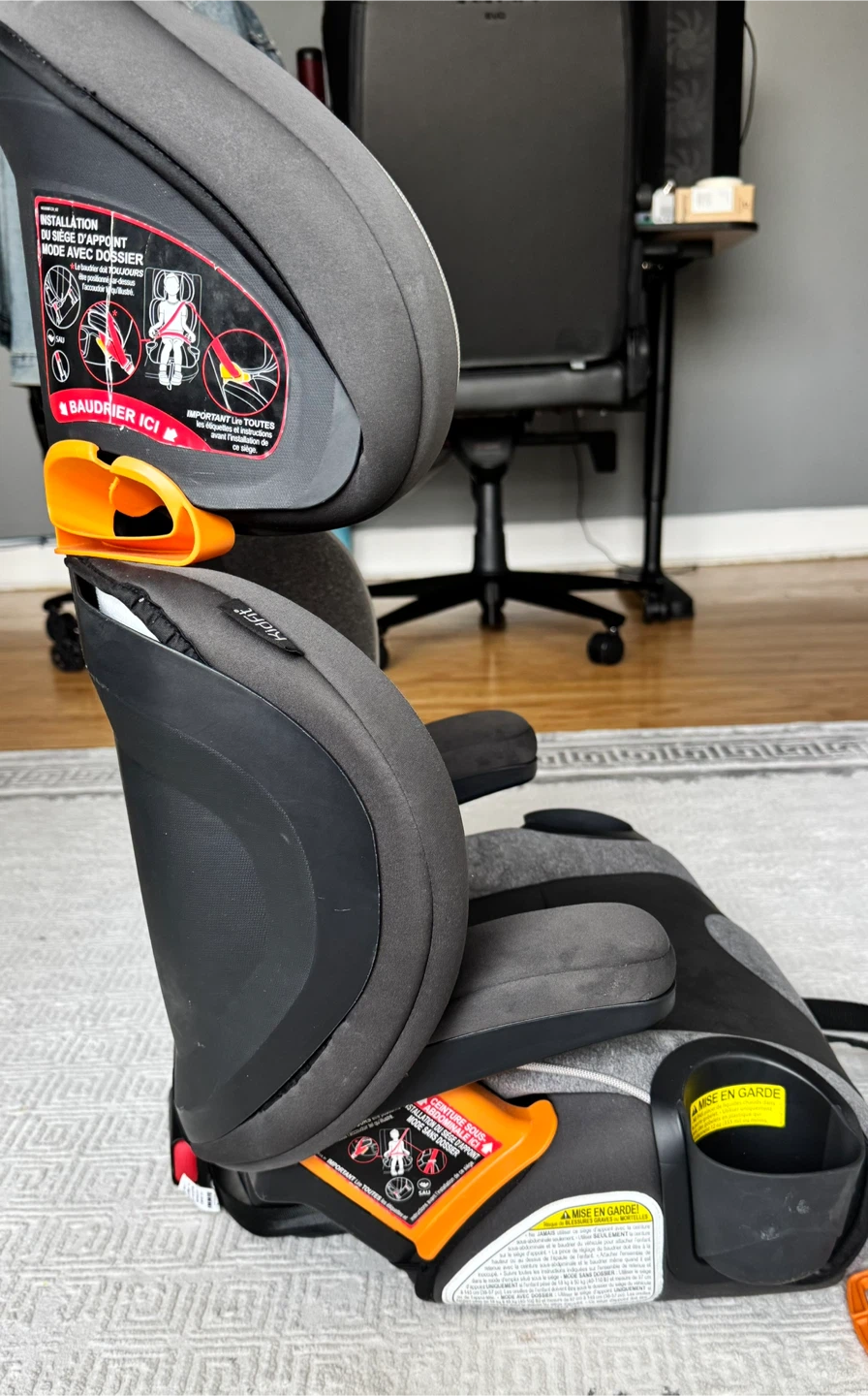 Chicco KidFit 2-in-1 Booster Car Seat - Grey - photo 4