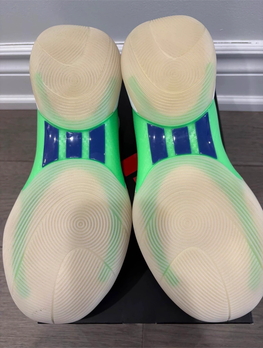 DON  ISSUE 6 (size 9) - photo 3