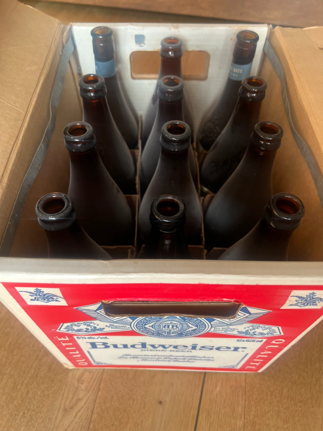 Vintage beer bottles and case - photo 2