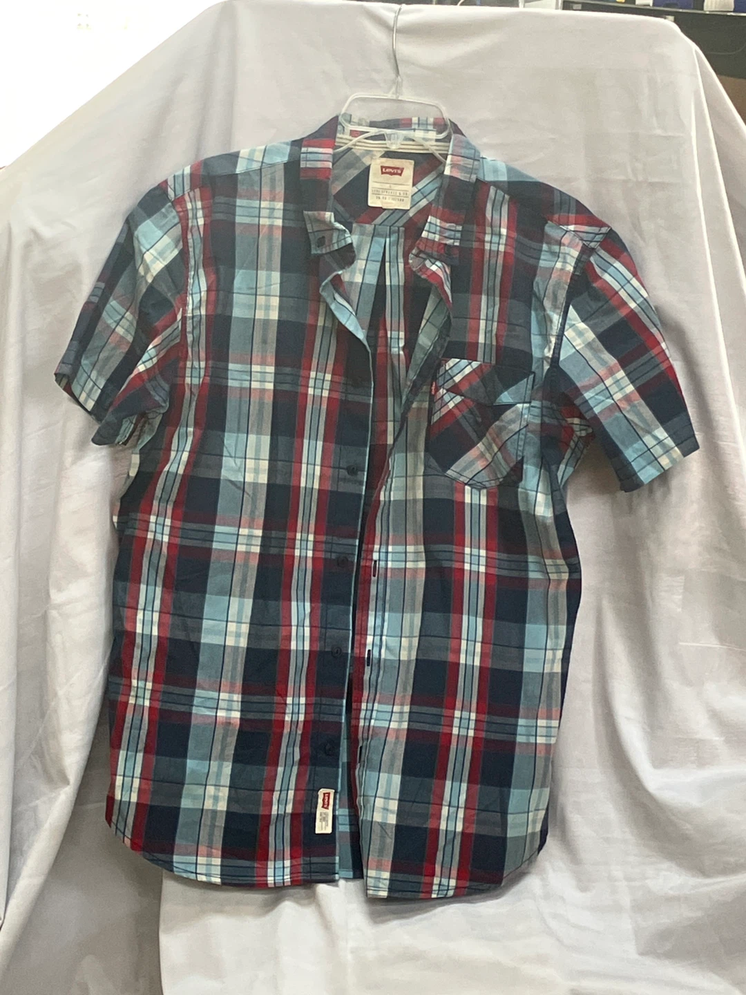 Levi's Plaid Short Sleeve Button-Up Shirt
