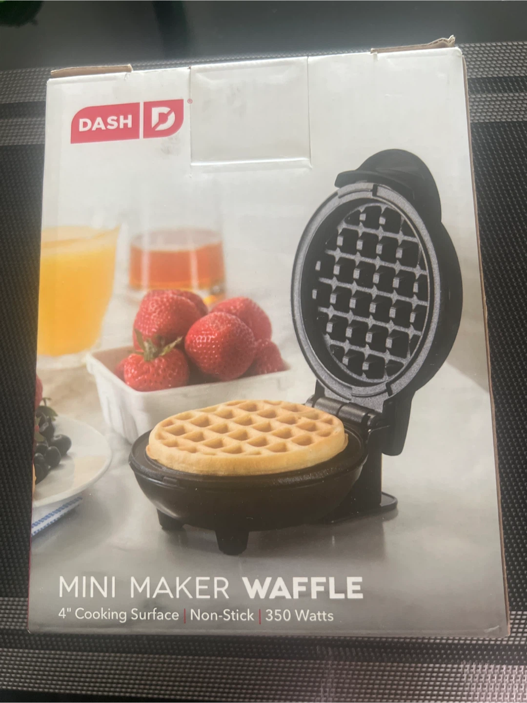 Dash Mini Maker Waffle