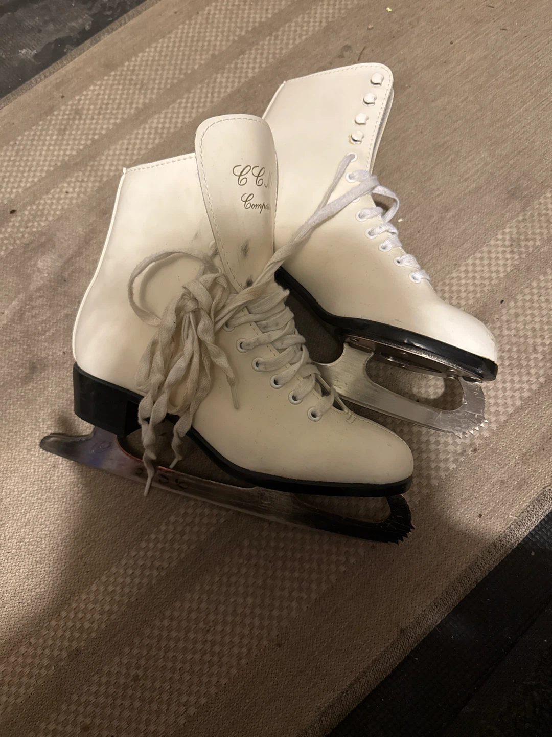 CCM Figure Skates size 6