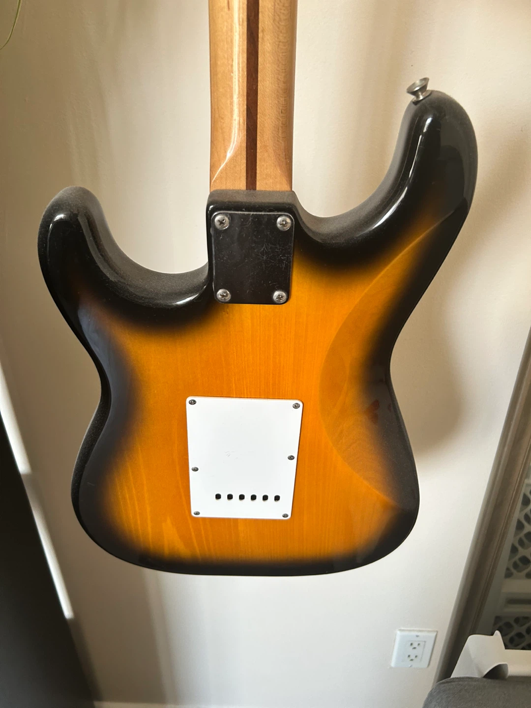 Fender Stratocaster Electric Guitar - photo 2