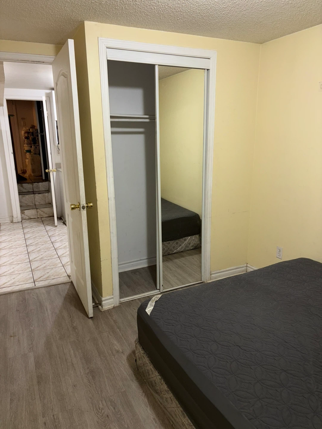 2 Bedroom Basement Apartment for rent. - photo 4