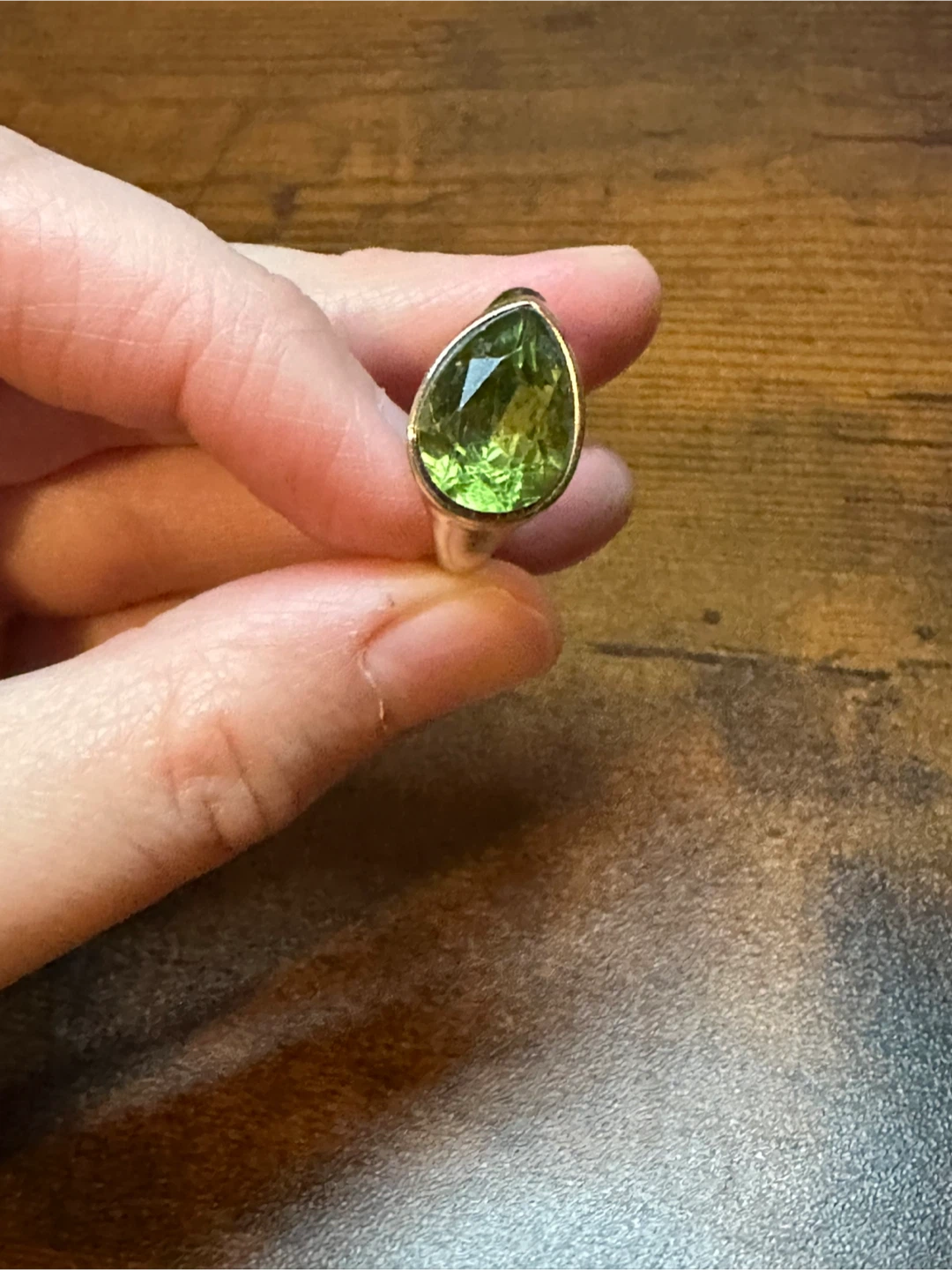 Pear-shaped Green Ring
