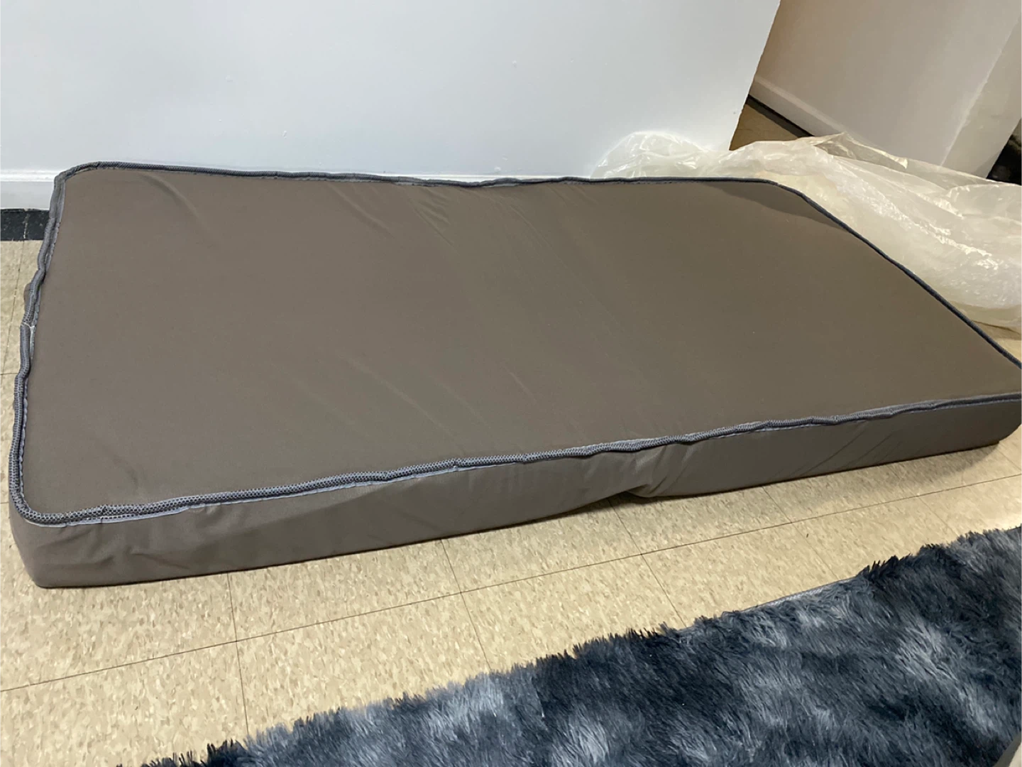 Gray Rectangular Cushion mattress - photo 2