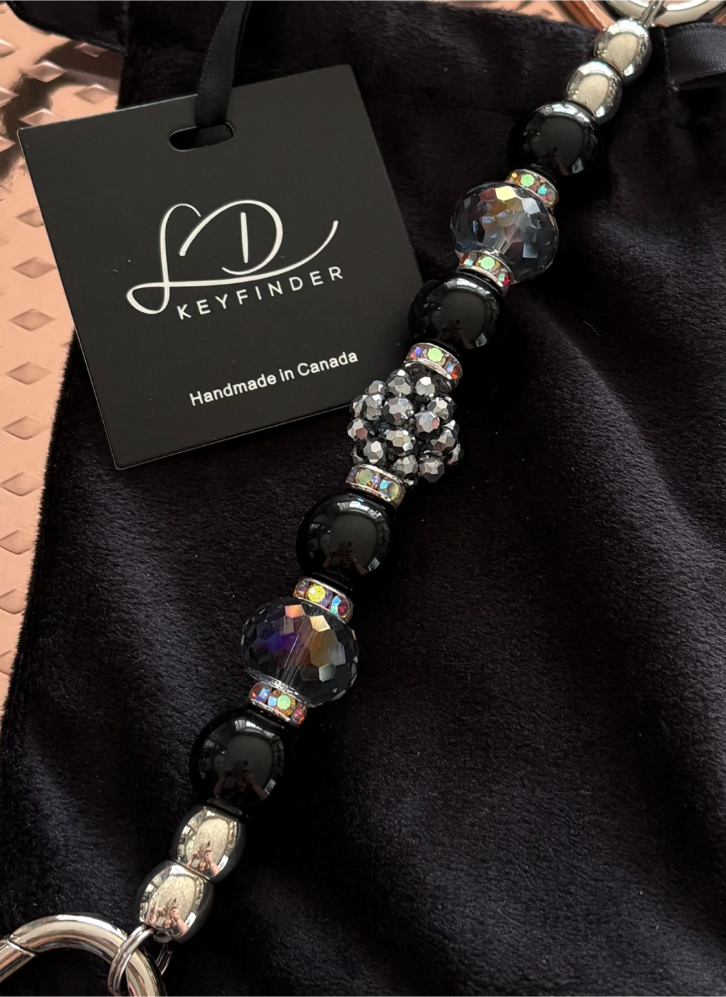 ✨✨Jetsetter Black Beaded Keychain - photo 2