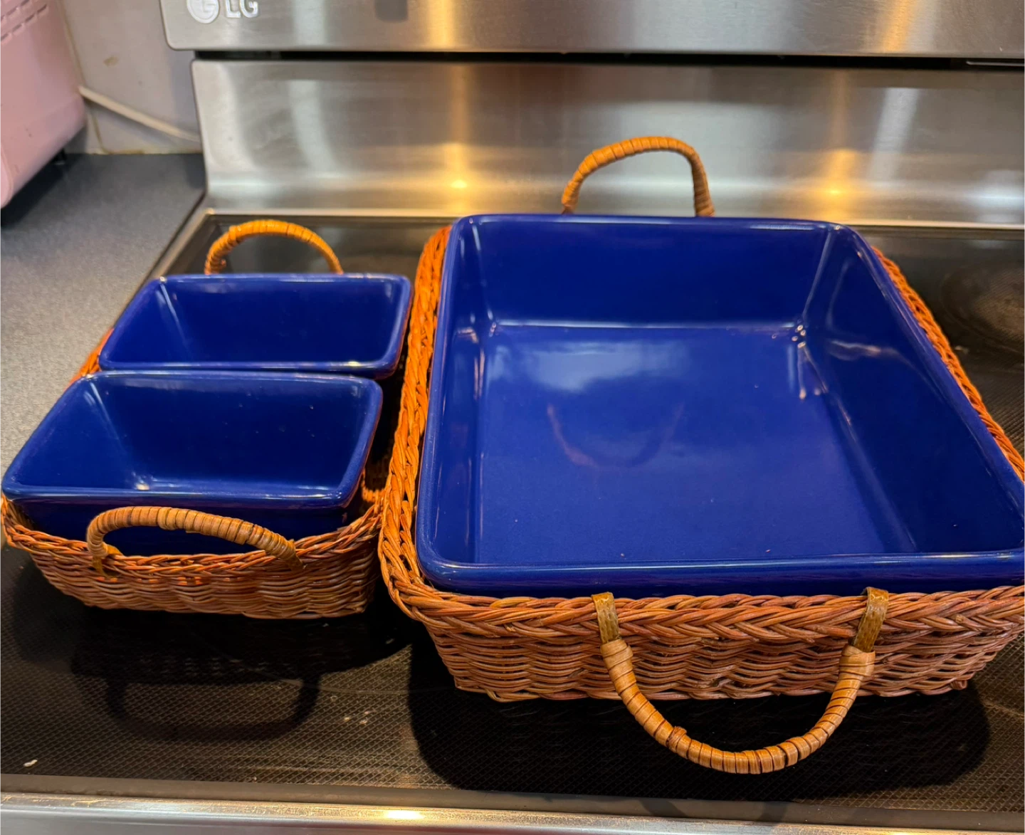 🥕Blue Ceramic Baking Dishes in Wicker Baskets - photo 2