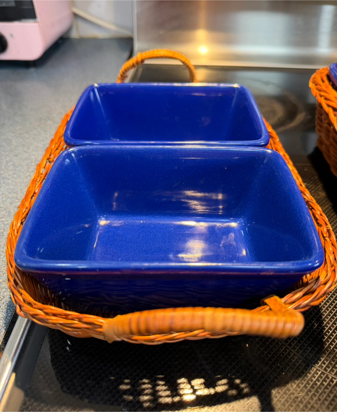 🥕Blue Ceramic Baking Dishes in Wicker Baskets - photo 4