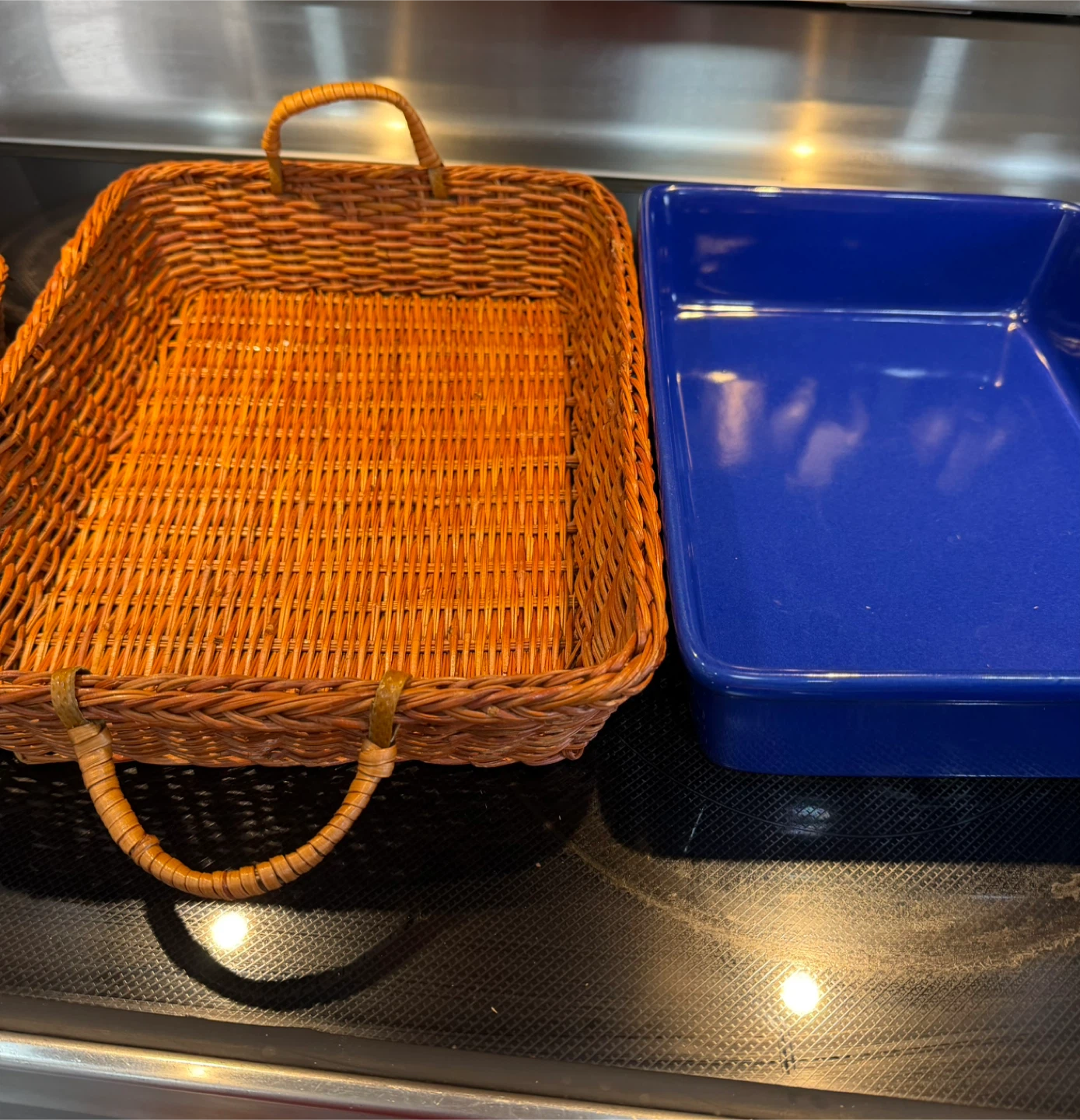 🥕Blue Ceramic Baking Dishes in Wicker Baskets - photo 5