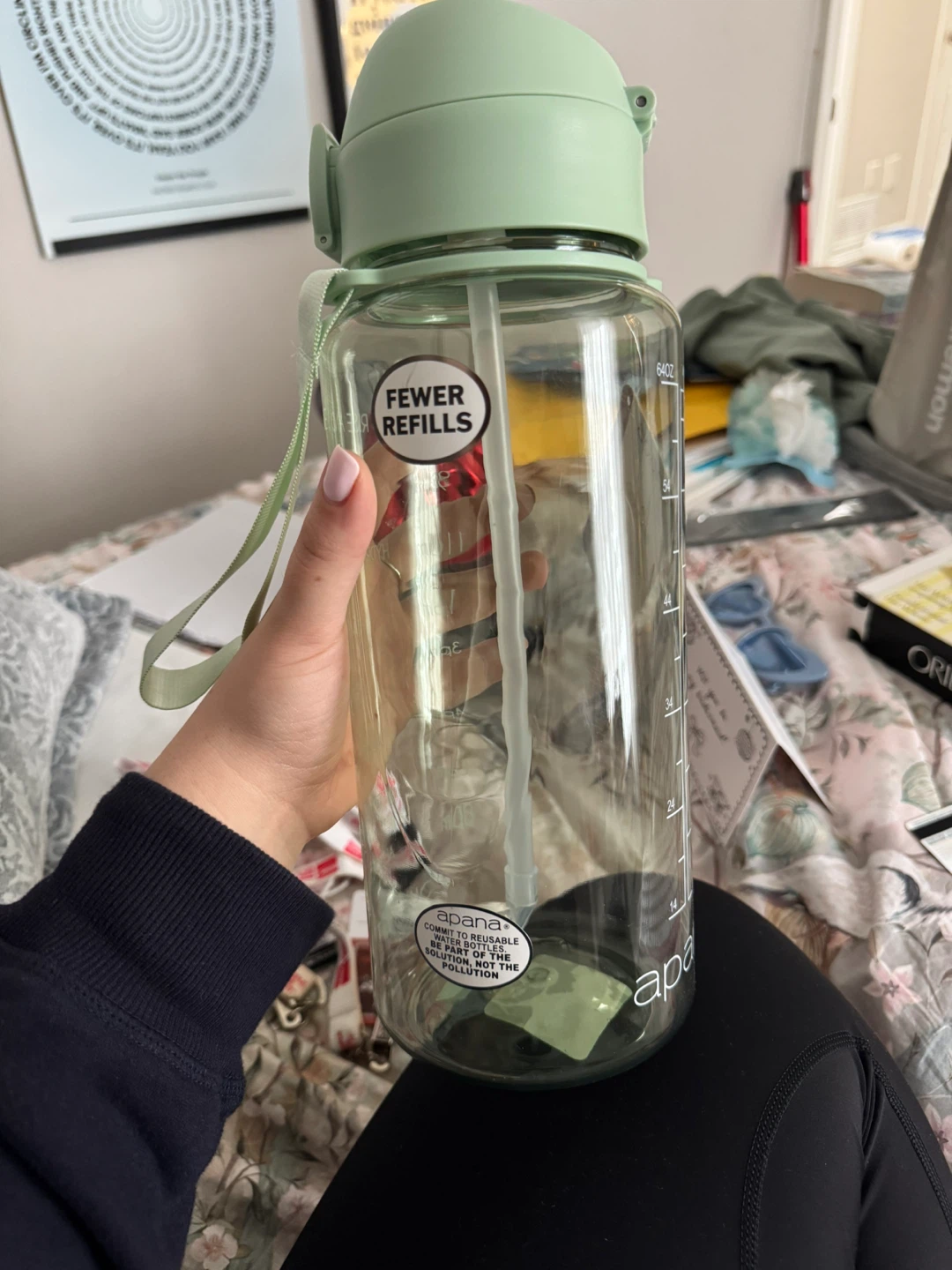 apana The Giant Jug 2000ml Water Bottle with Straw - Green