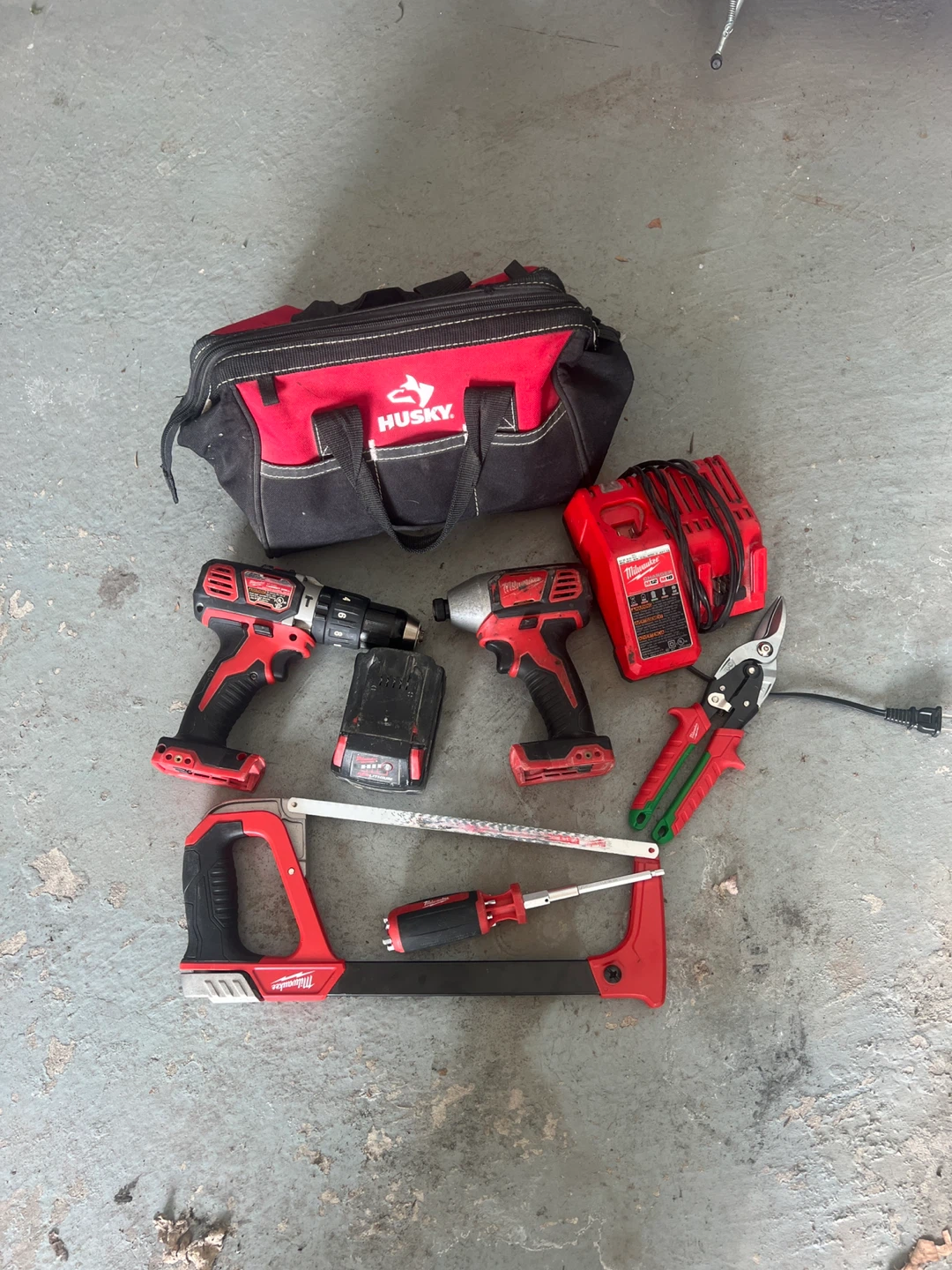 Milwaukee Cordless Drill & Impact Driver Combo Kit