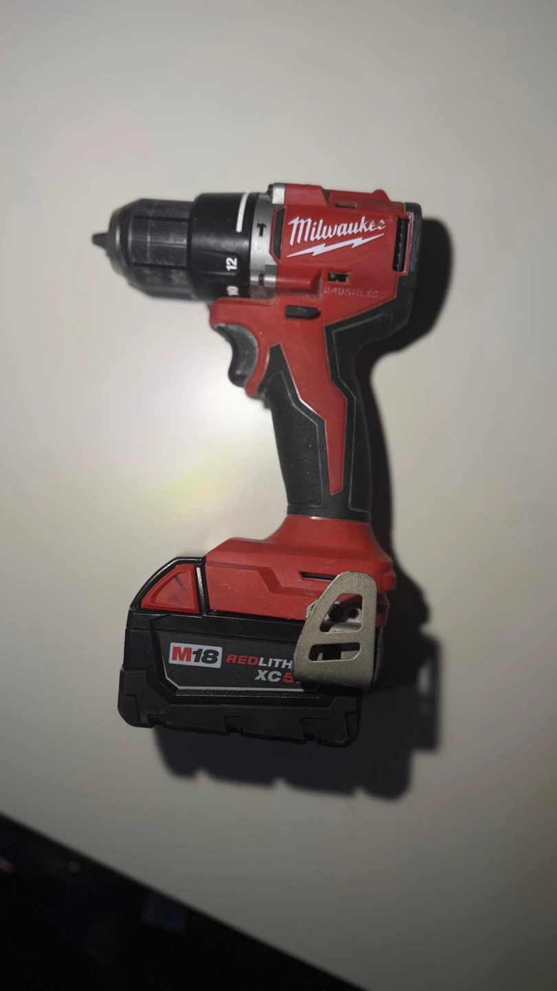 Milwaukee M18 FUEL Impact Driver & Drill Combo Set - photo 3