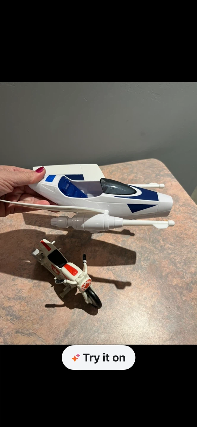 🥕Star Wars Toy Spaceship and Speeder Bike Set