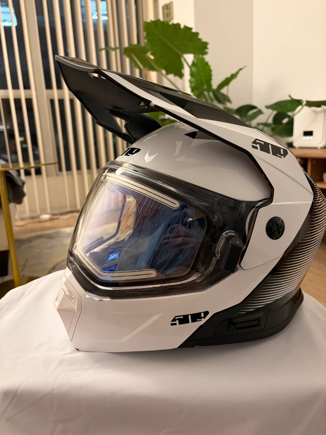509 Delta R4 Electric Shield Snowmobile Helmet Size Medium - photo 3